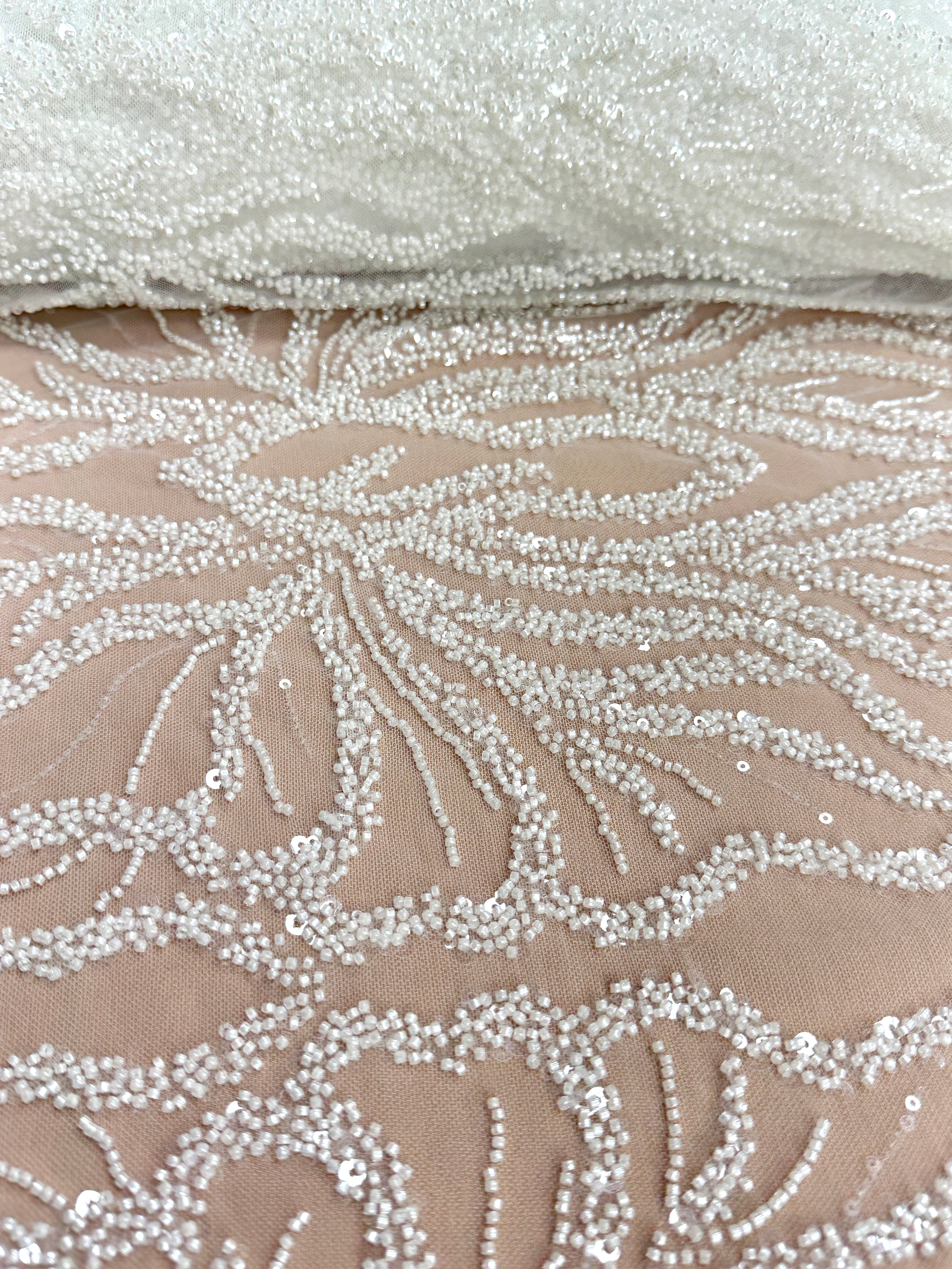 Dantela Couture Ivory cu Panou, cu Margele si Paiete