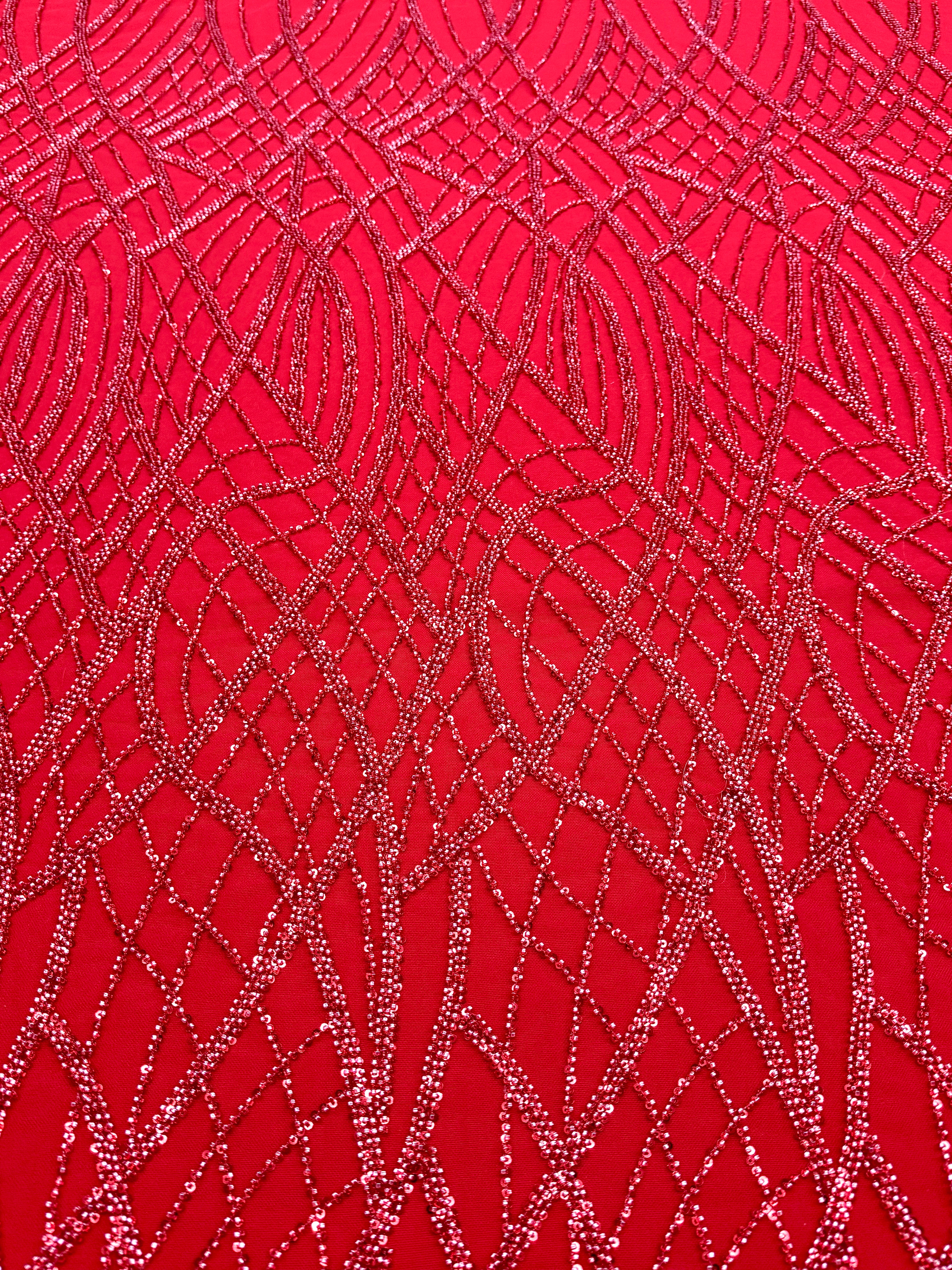 Dantela Couture Rosie cu Model Liniar, cu Margele si Paiete