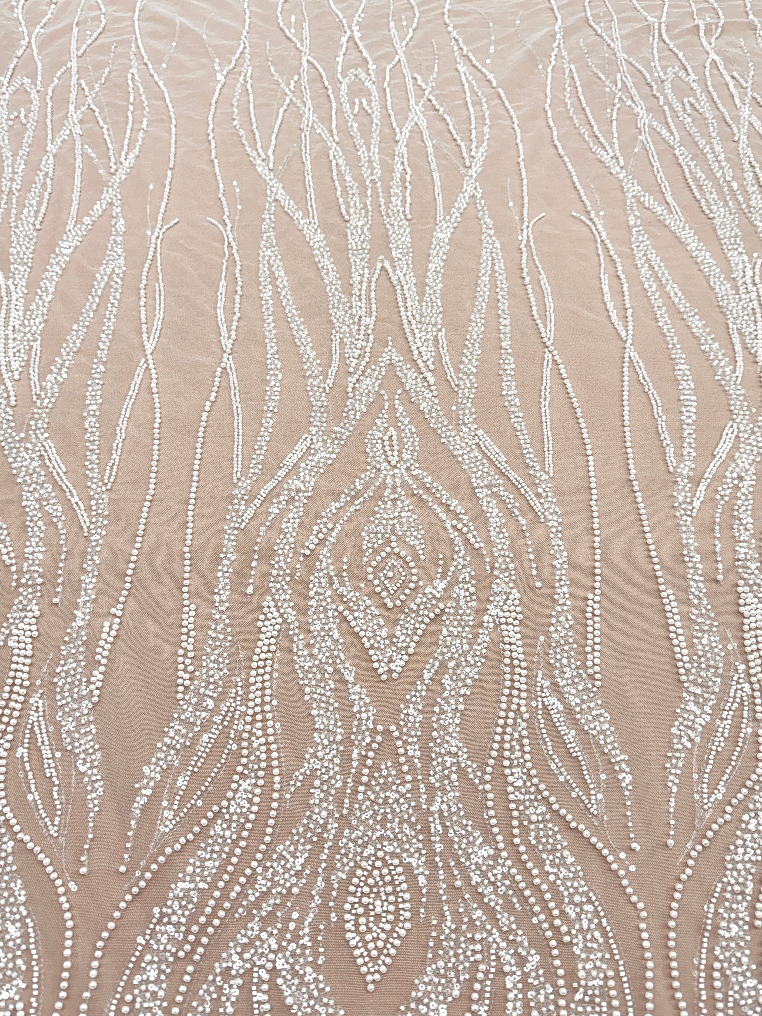 Dantela Ivory cu Model Geometric, cu Perle, Margele si Paiete