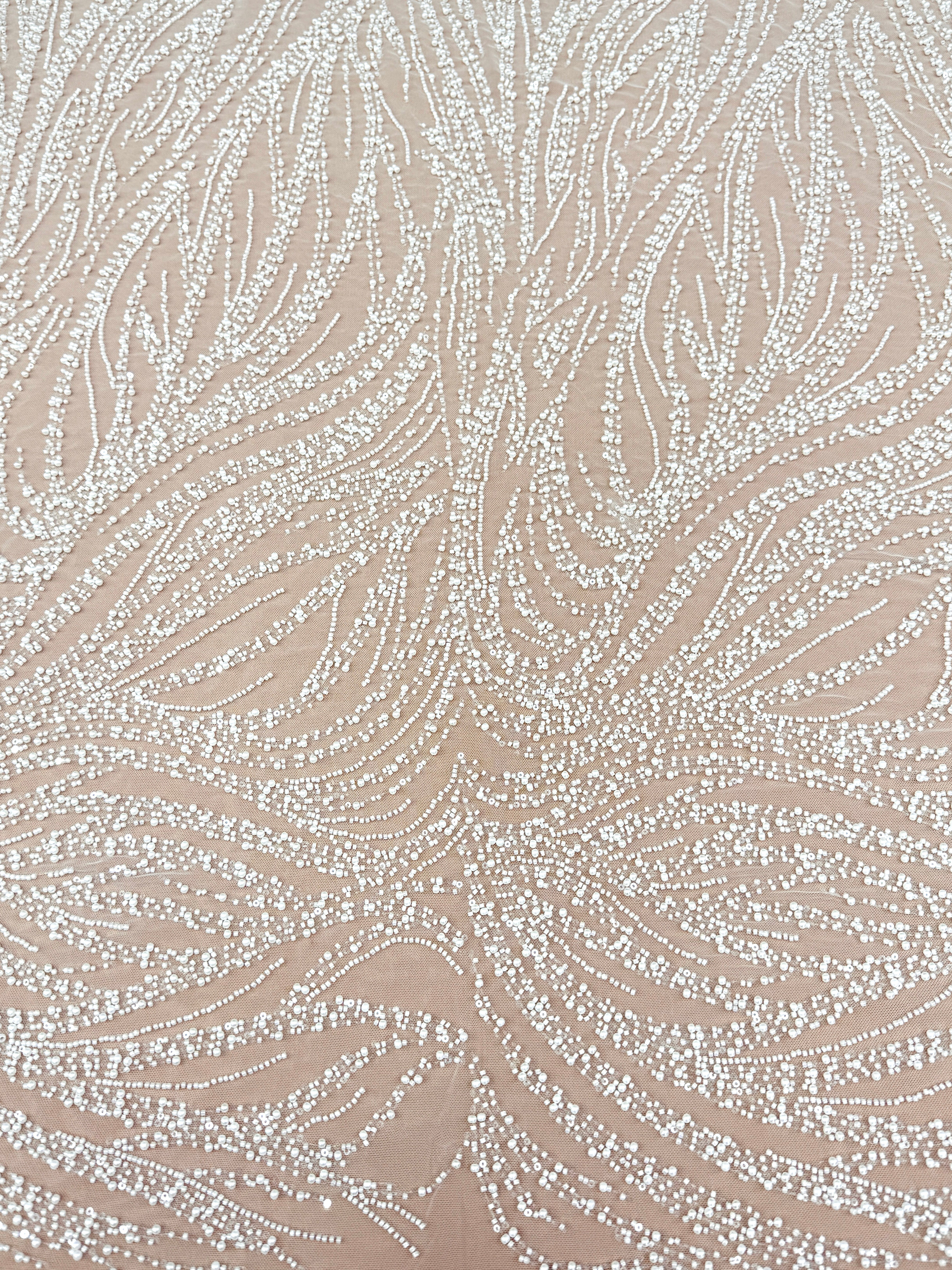 Dantela Ivory cu Model Geometric, cu Perle, Margele si Paiete