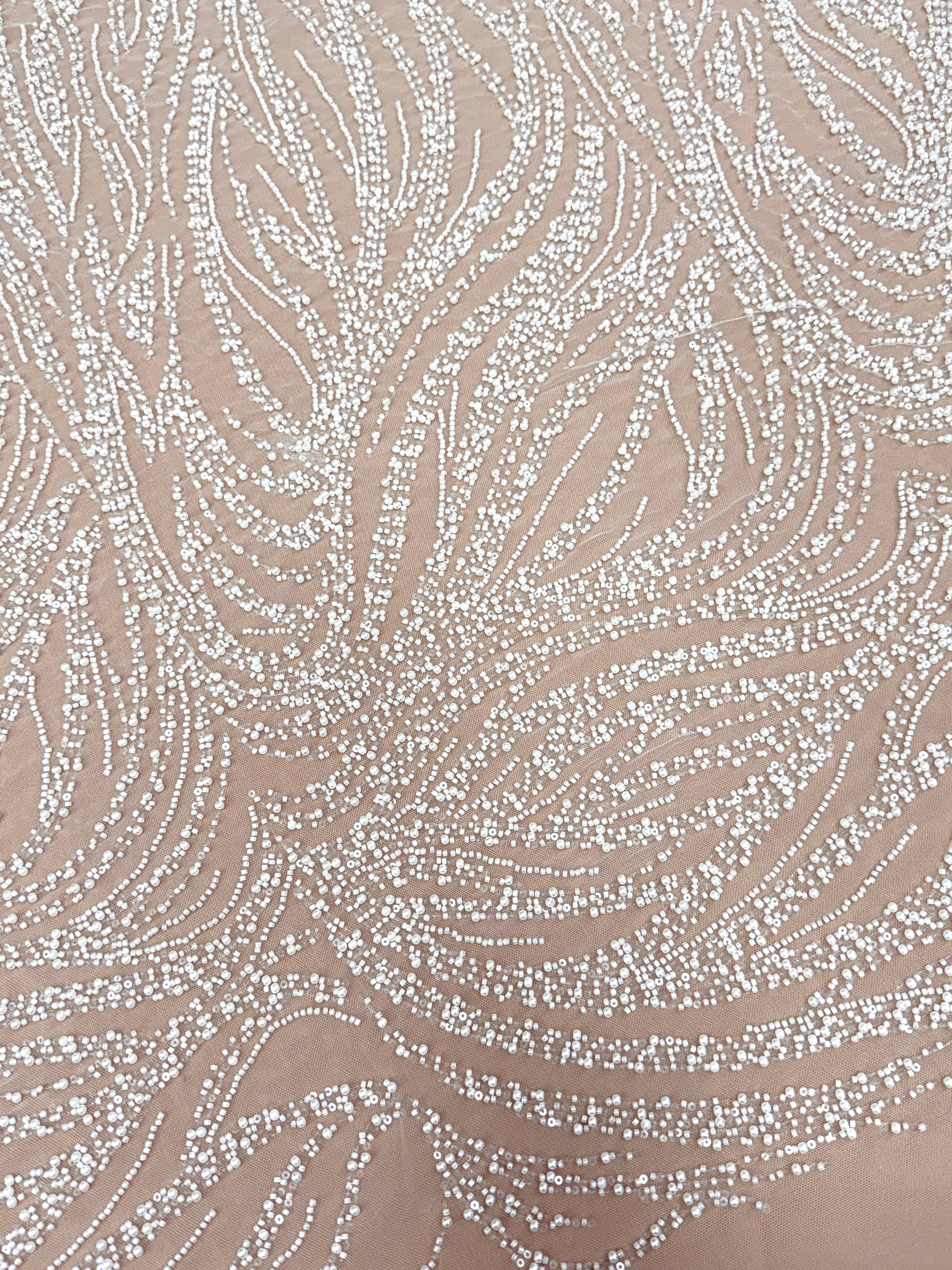 Dantela Ivory cu Model Geometric, cu Perle, Margele si Paiete