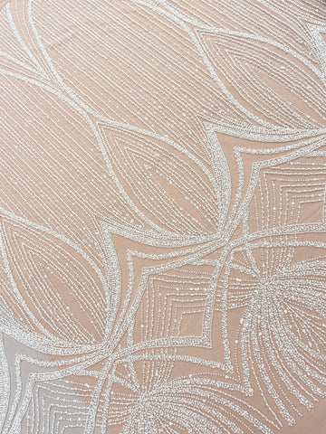 Dantela Ivory cu Model Geometric, cu Perle, Margele si Paiete