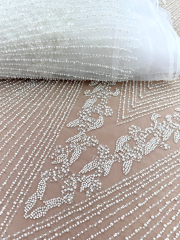 Dantela Ivory cu Model Geometric, cu Perle, Margele si Paiete