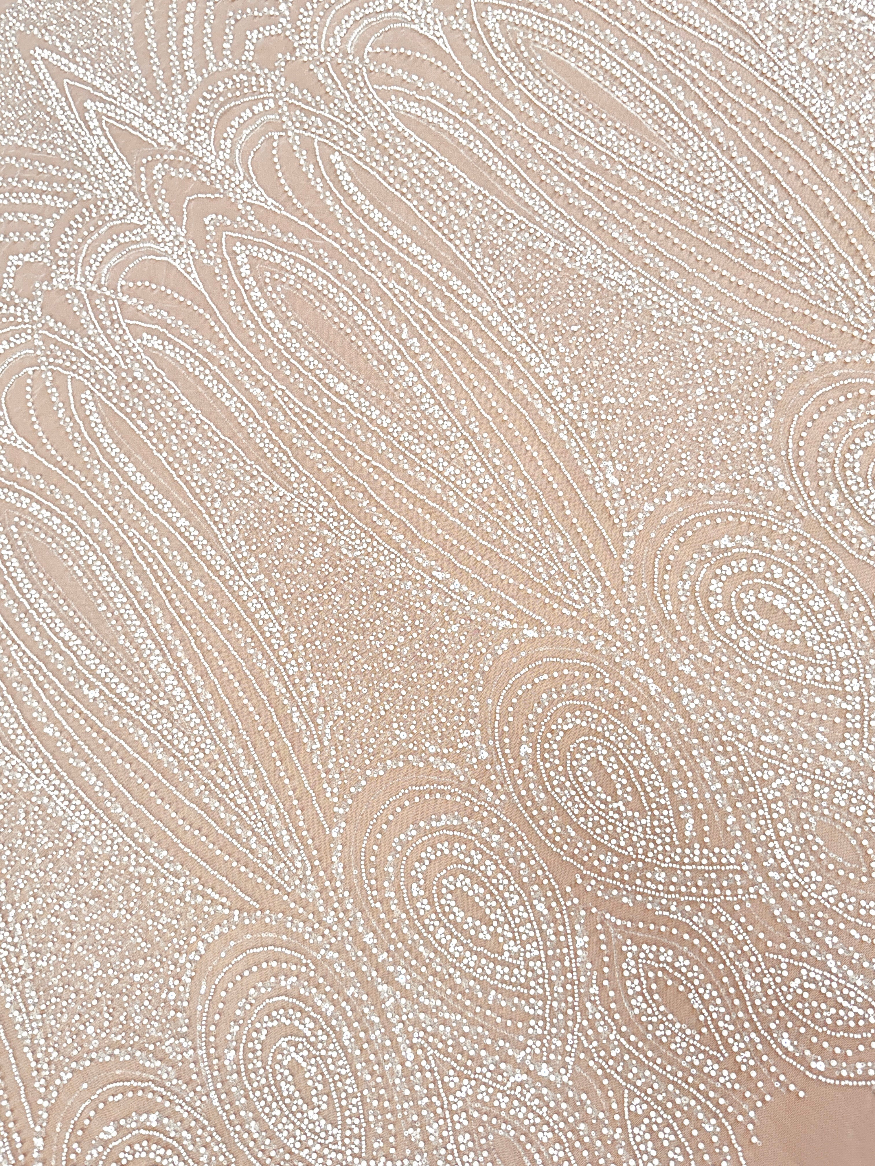 Dantela Ivory cu Model Geometric, cu Perle, Margele si Paiete