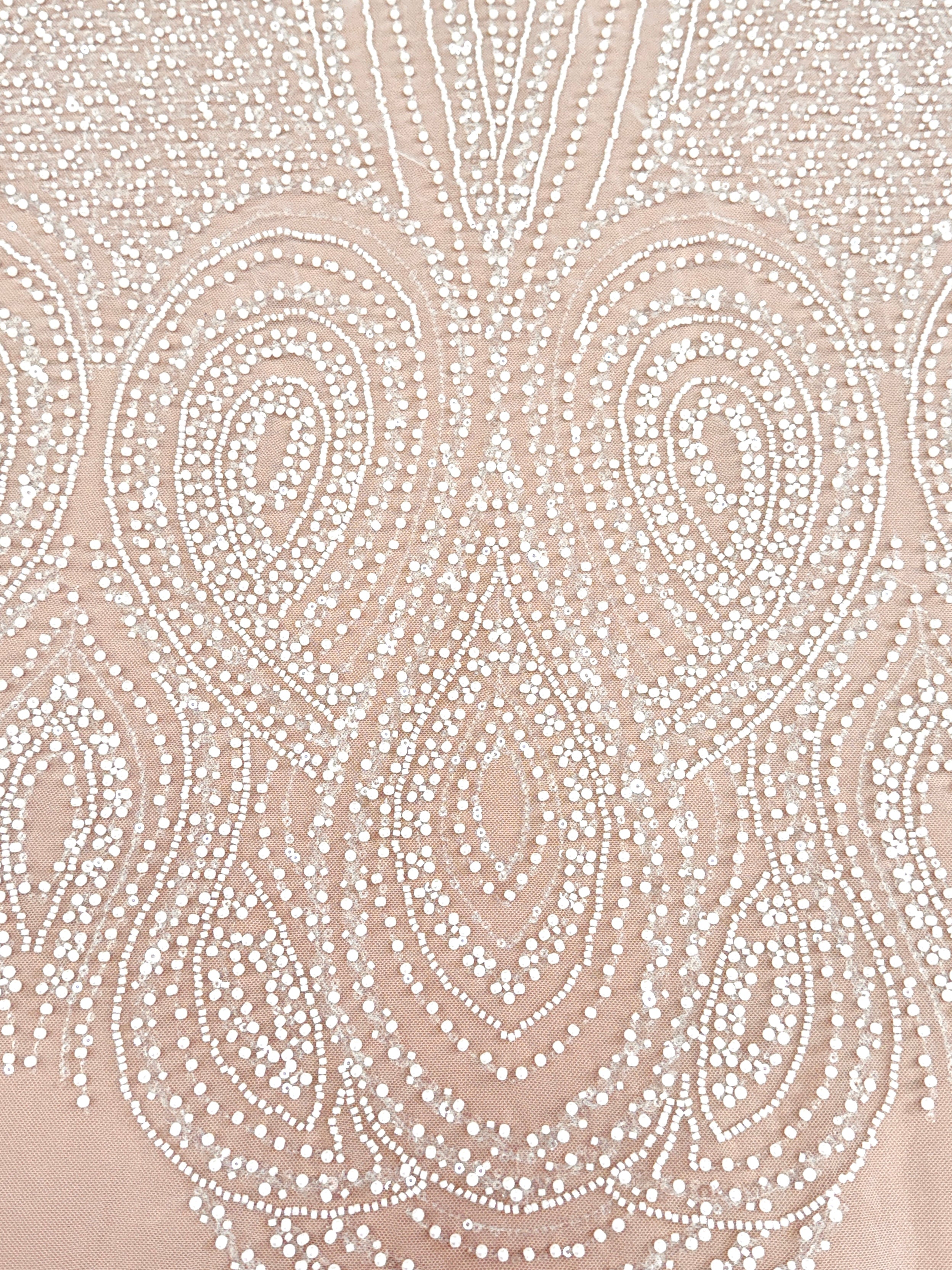 Dantela Ivory cu Model Geometric, cu Perle, Margele si Paiete