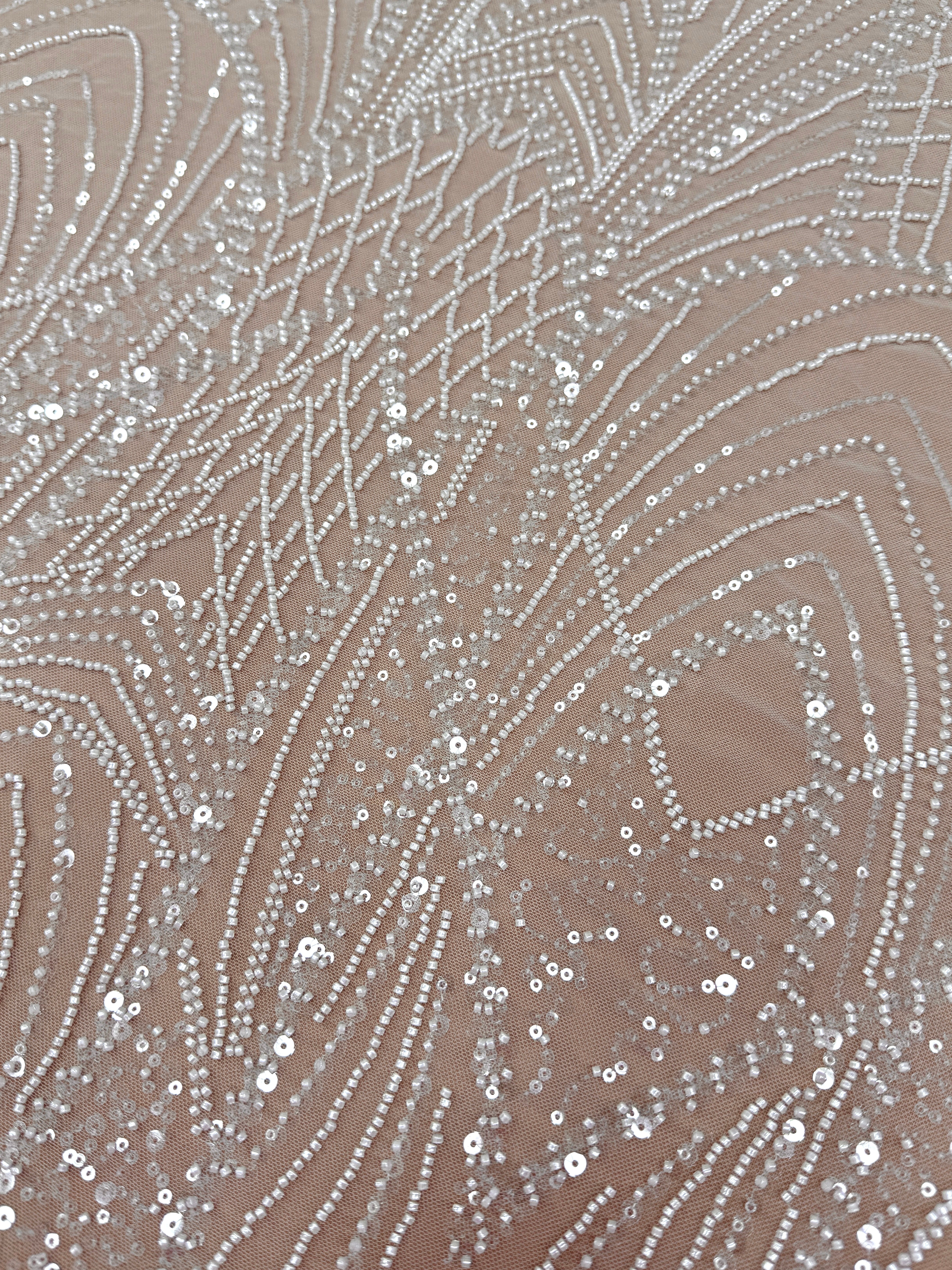 Dantela Ivory cu Panou, cu Margele si Paiete