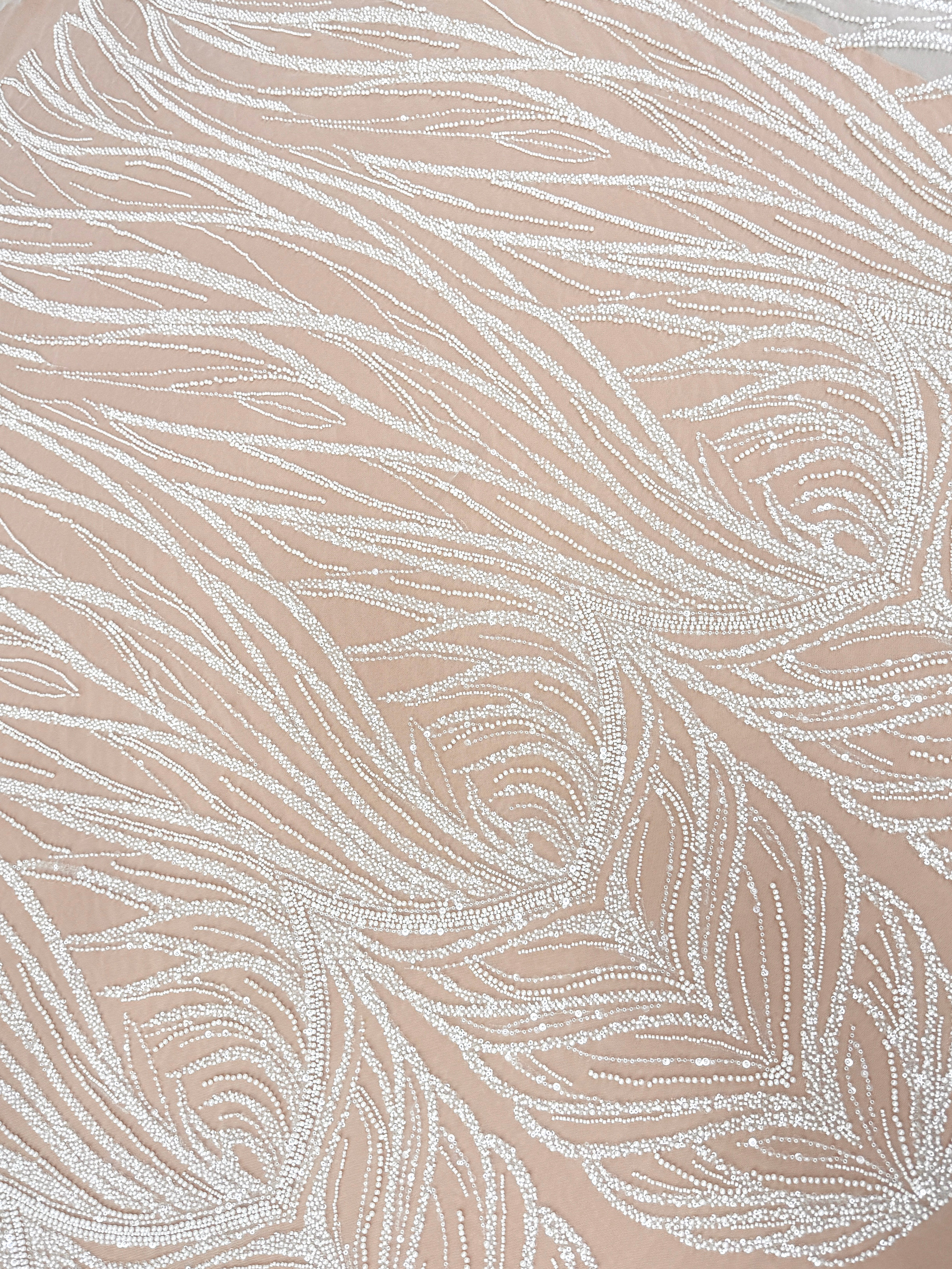 Dantela Ivory cu Model Geometric, cu Perle, Margele si Paiete