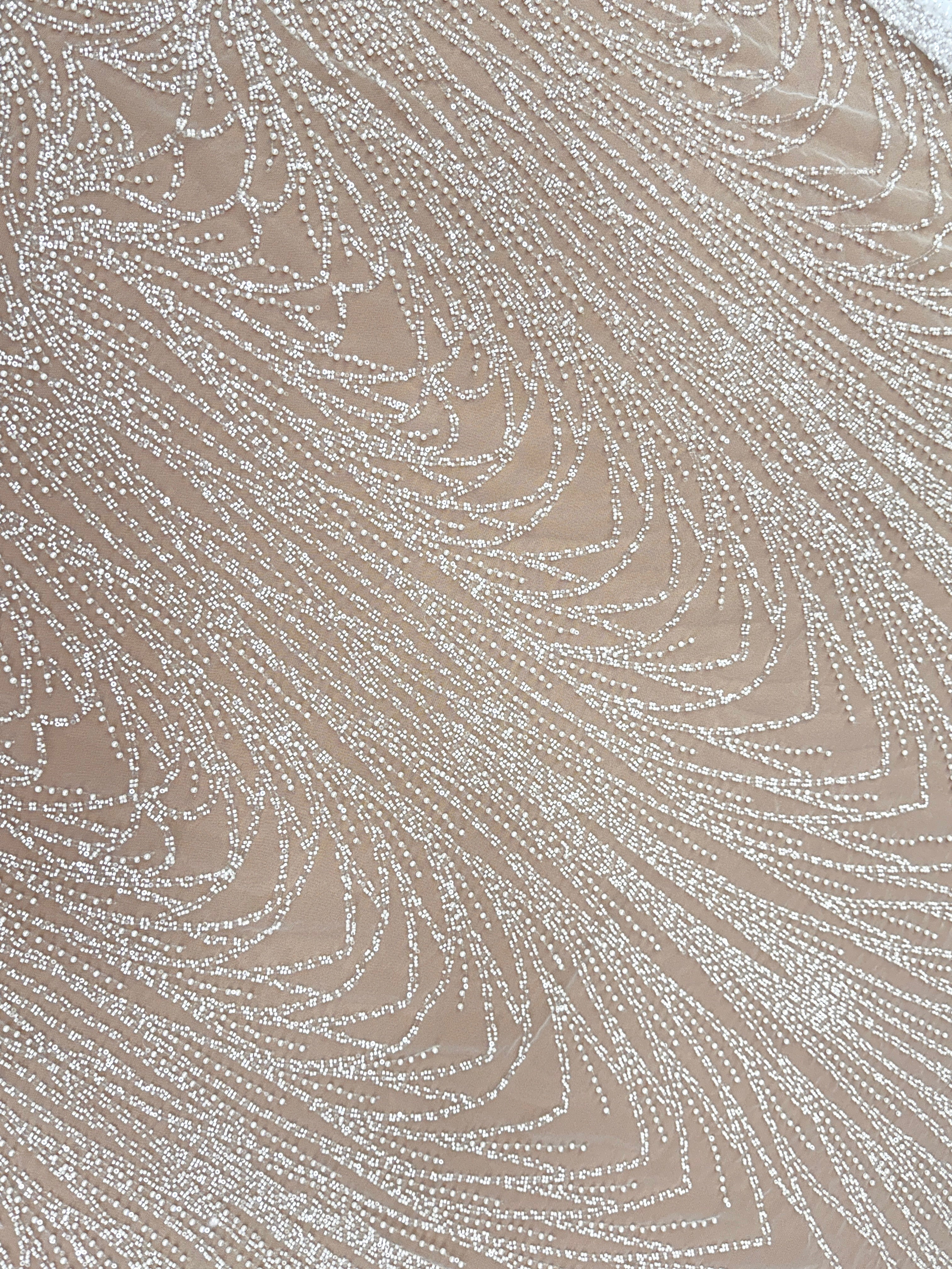 Dantela Ivory cu Model Liniar, cu Margele si Paiete