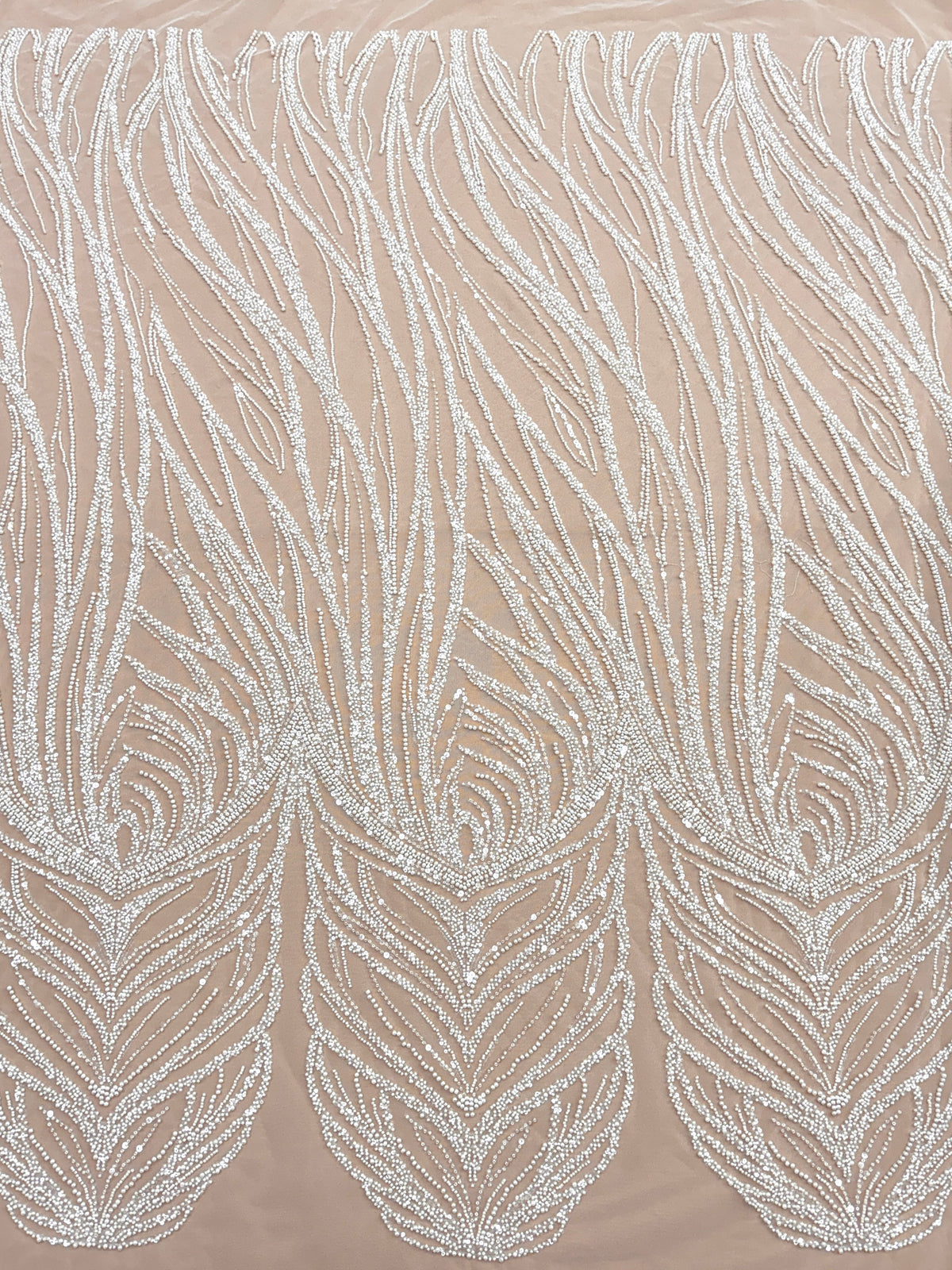 Dantela Ivory cu Model Geometric, cu Perle, Margele si Paiete