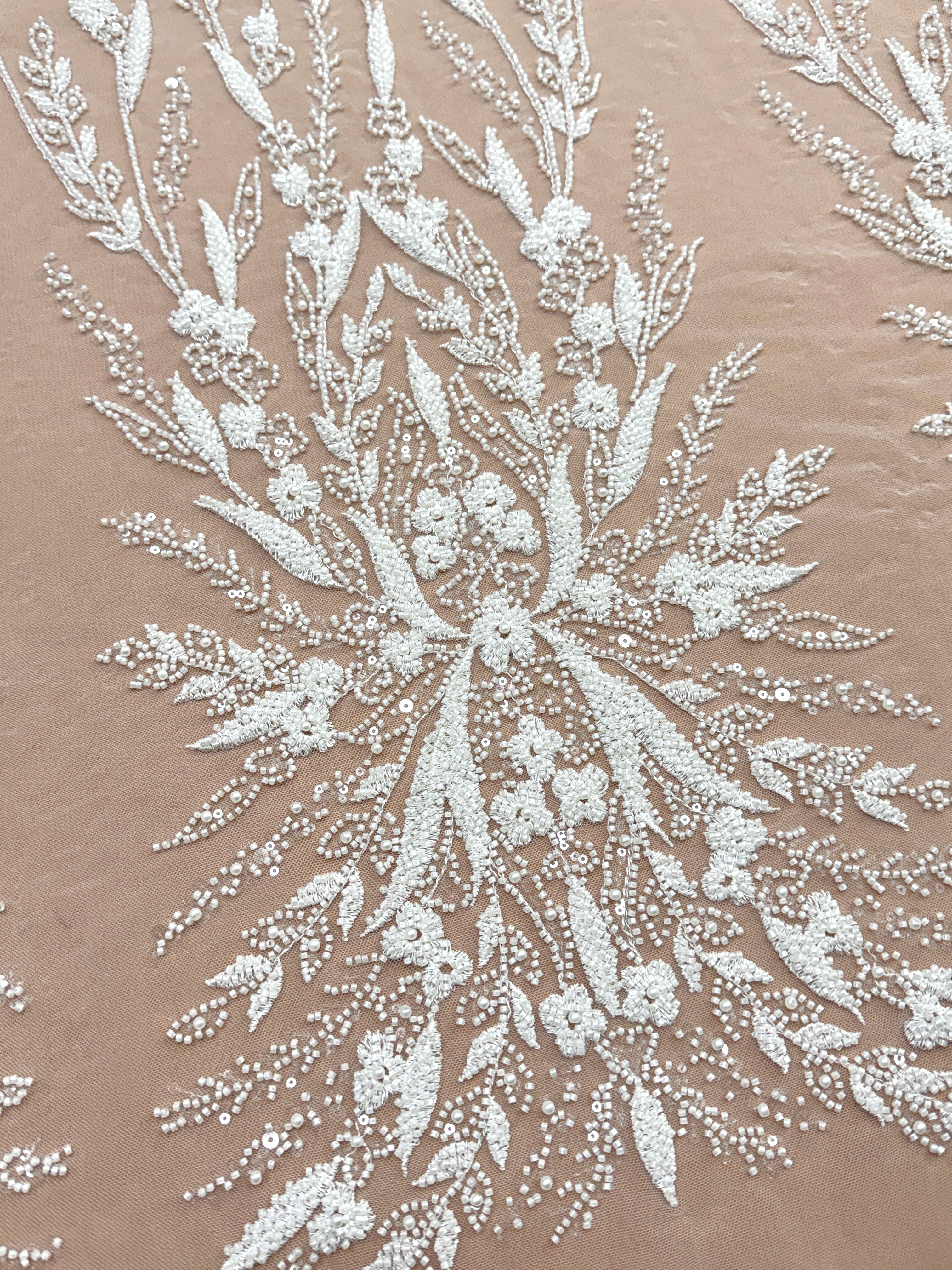 Dantela Couture Ivory cu Model Floral, Perle, Margele si Paiete