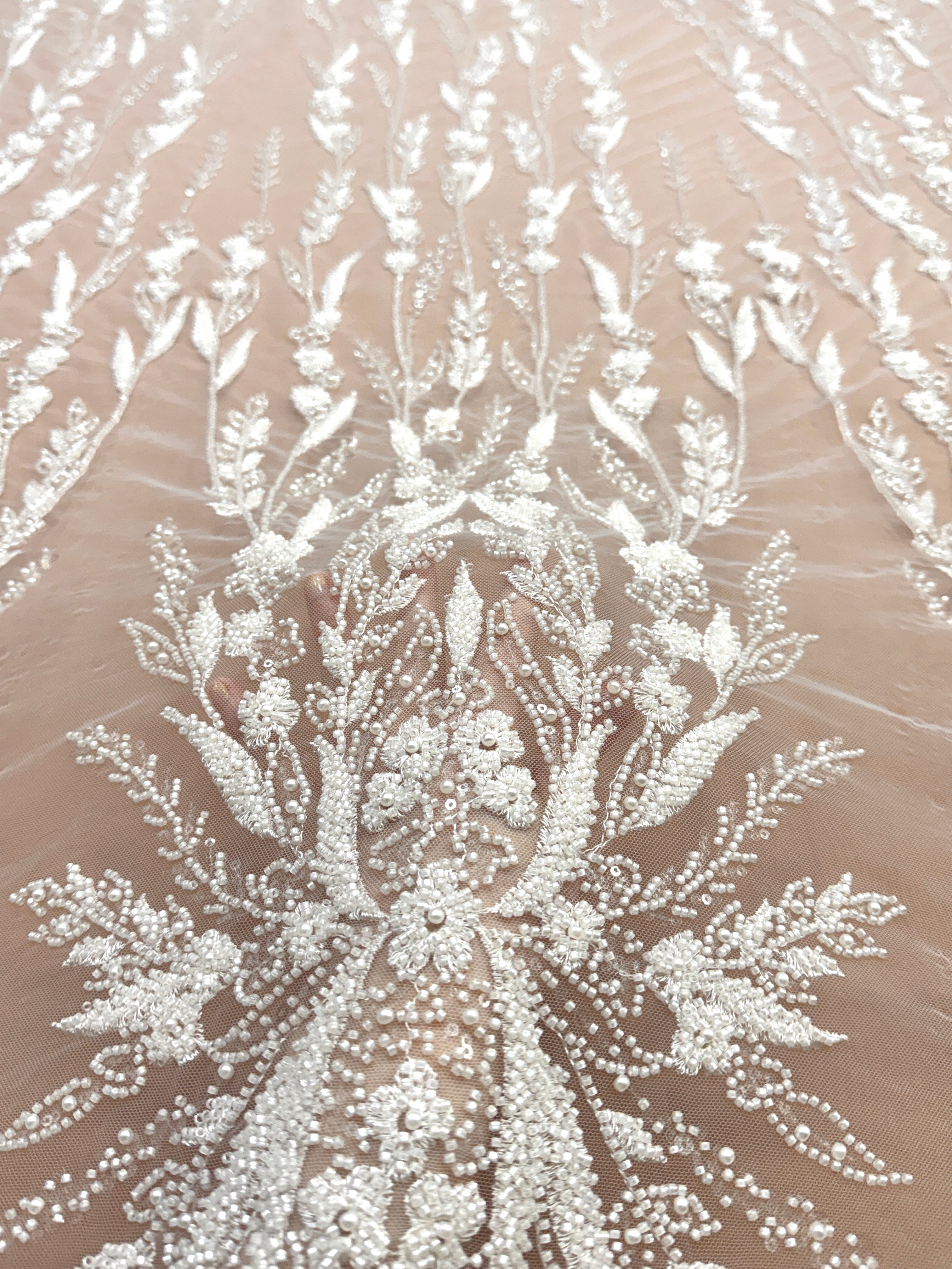 Dantela Couture Ivory cu Model Floral, Perle, Margele si Paiete