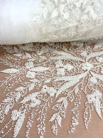 Dantela Couture Ivory cu Model Floral, Perle, Margele si Paiete