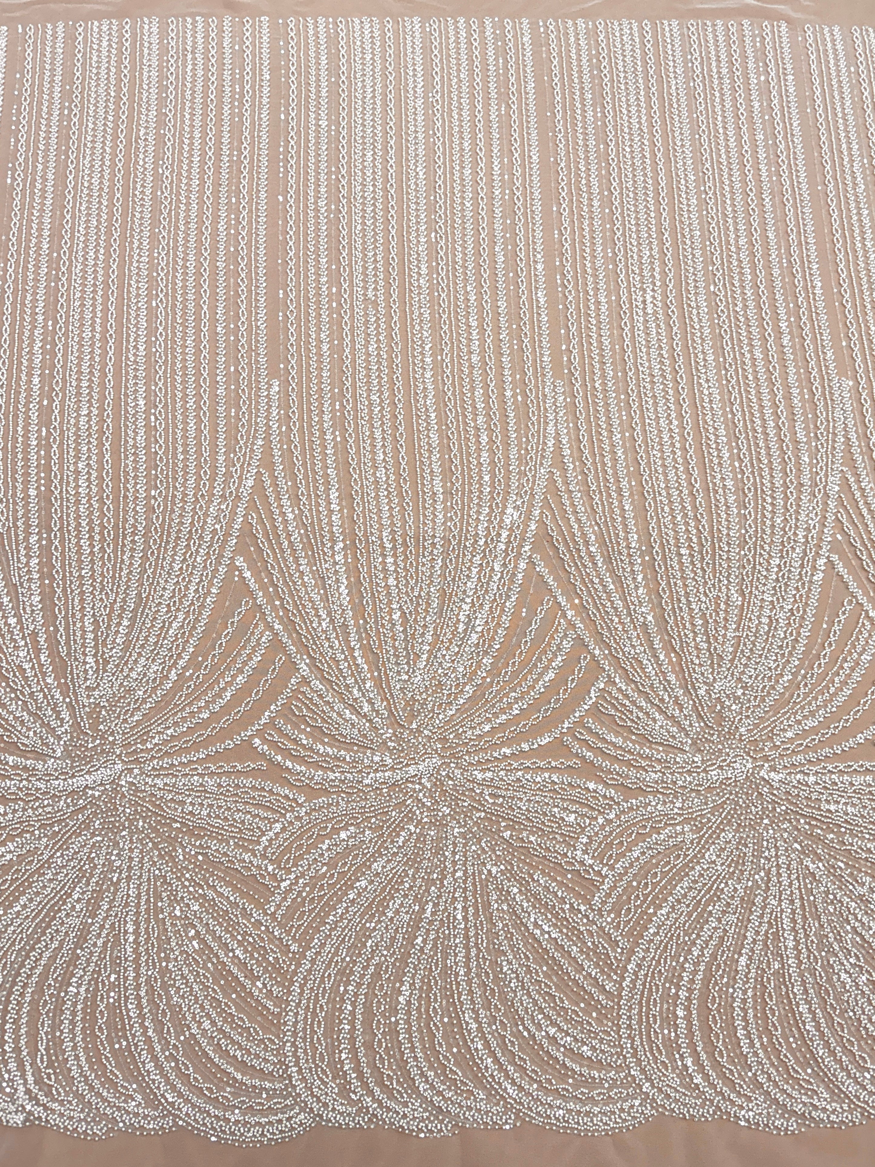 Dantela Couture Ivory cu Model Liniar, cu Margele si Paiete