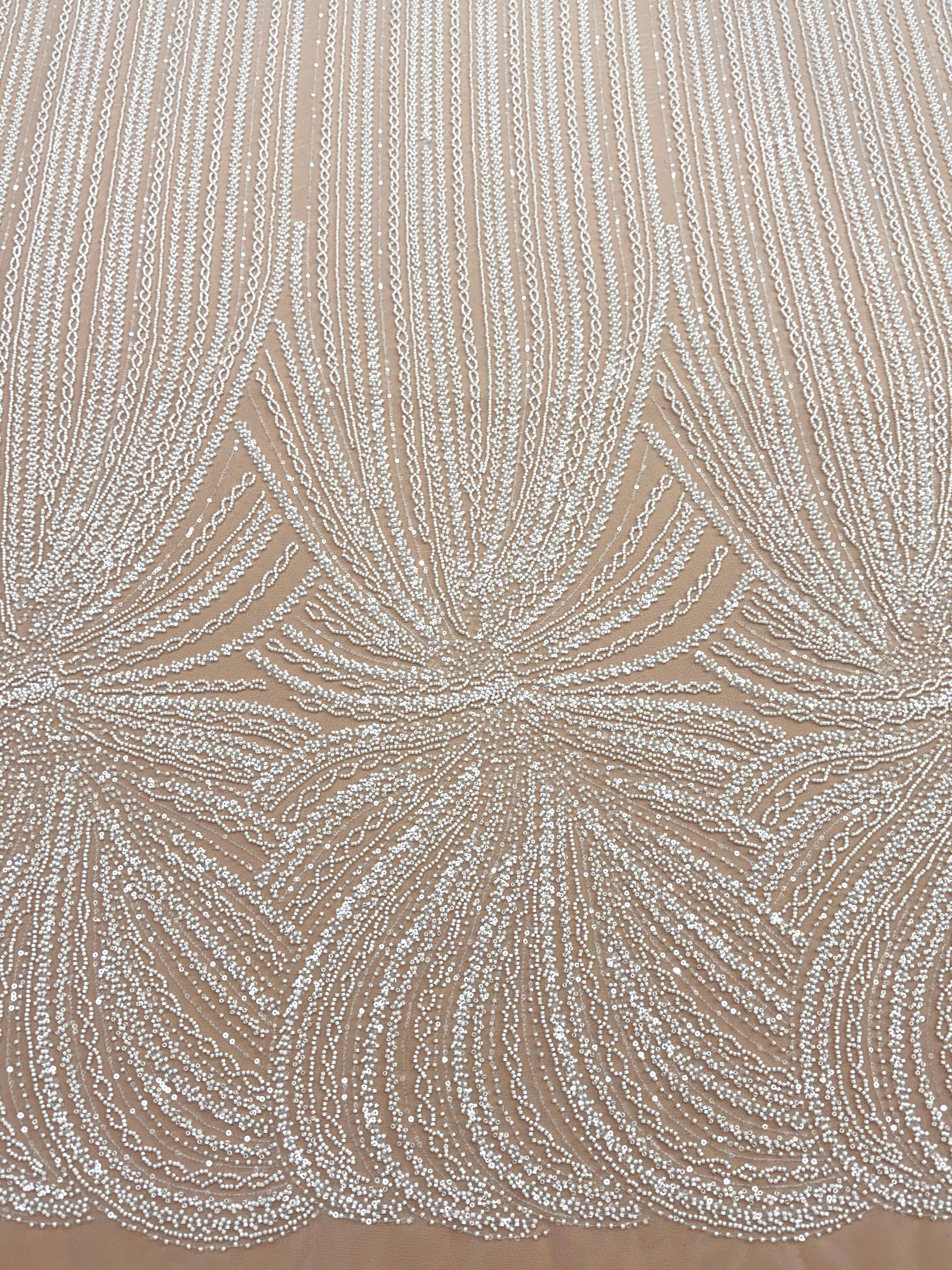 Dantela Couture Ivory cu Model Liniar, cu Margele si Paiete