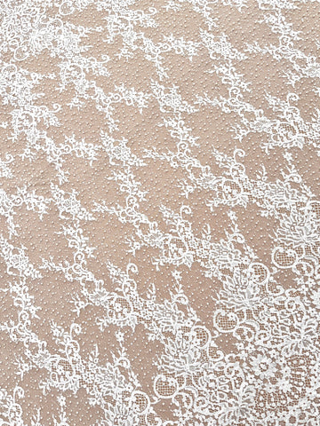 Dantela Chantilly Ivory cu Perle, Margele si Paiete - Cupon 3 m