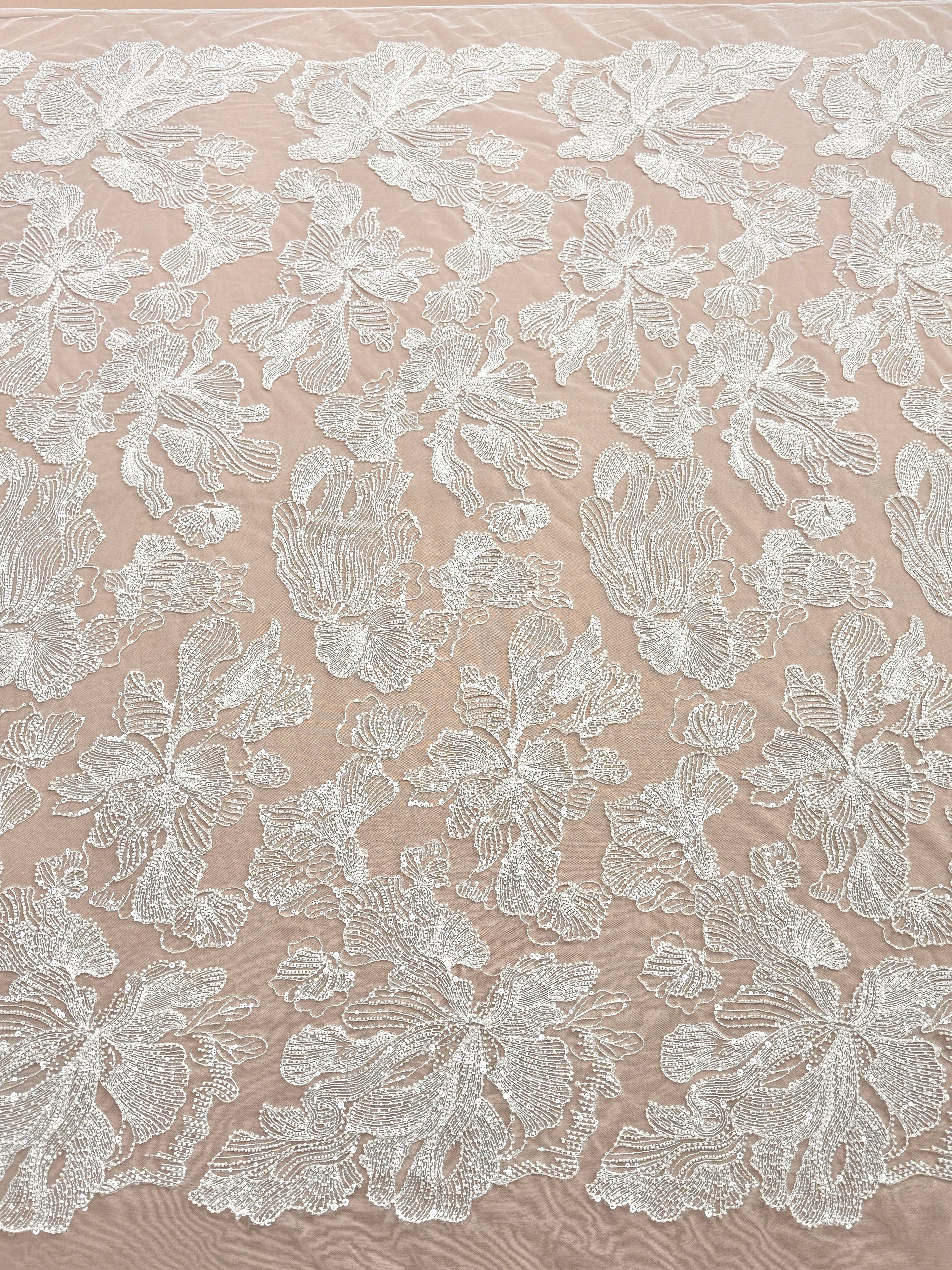 Dantela Couture Ivory cu Model Floral, cu Margele si Paiete
