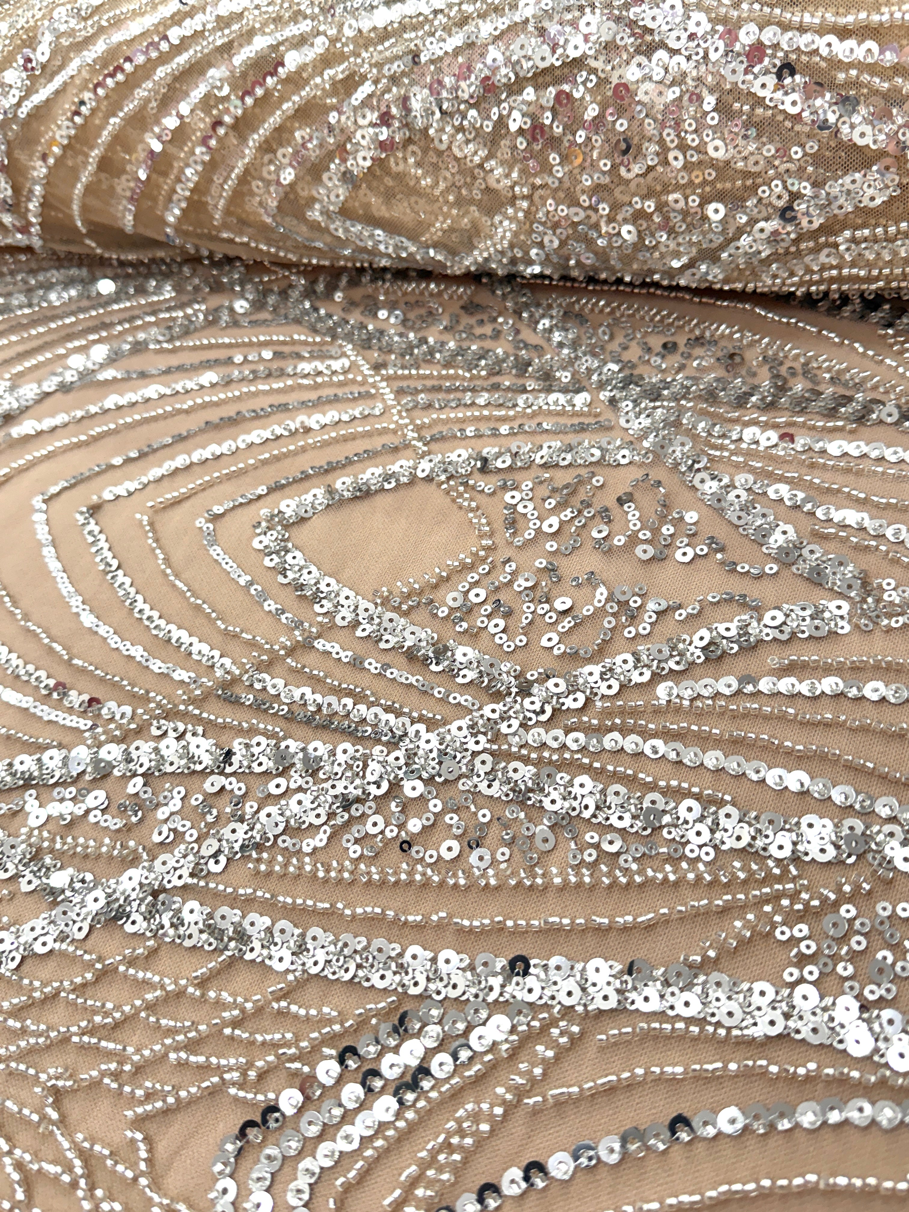 Dantela Couture Argintie pe Tulle Nude cu Panou, cu Margele si Paiete