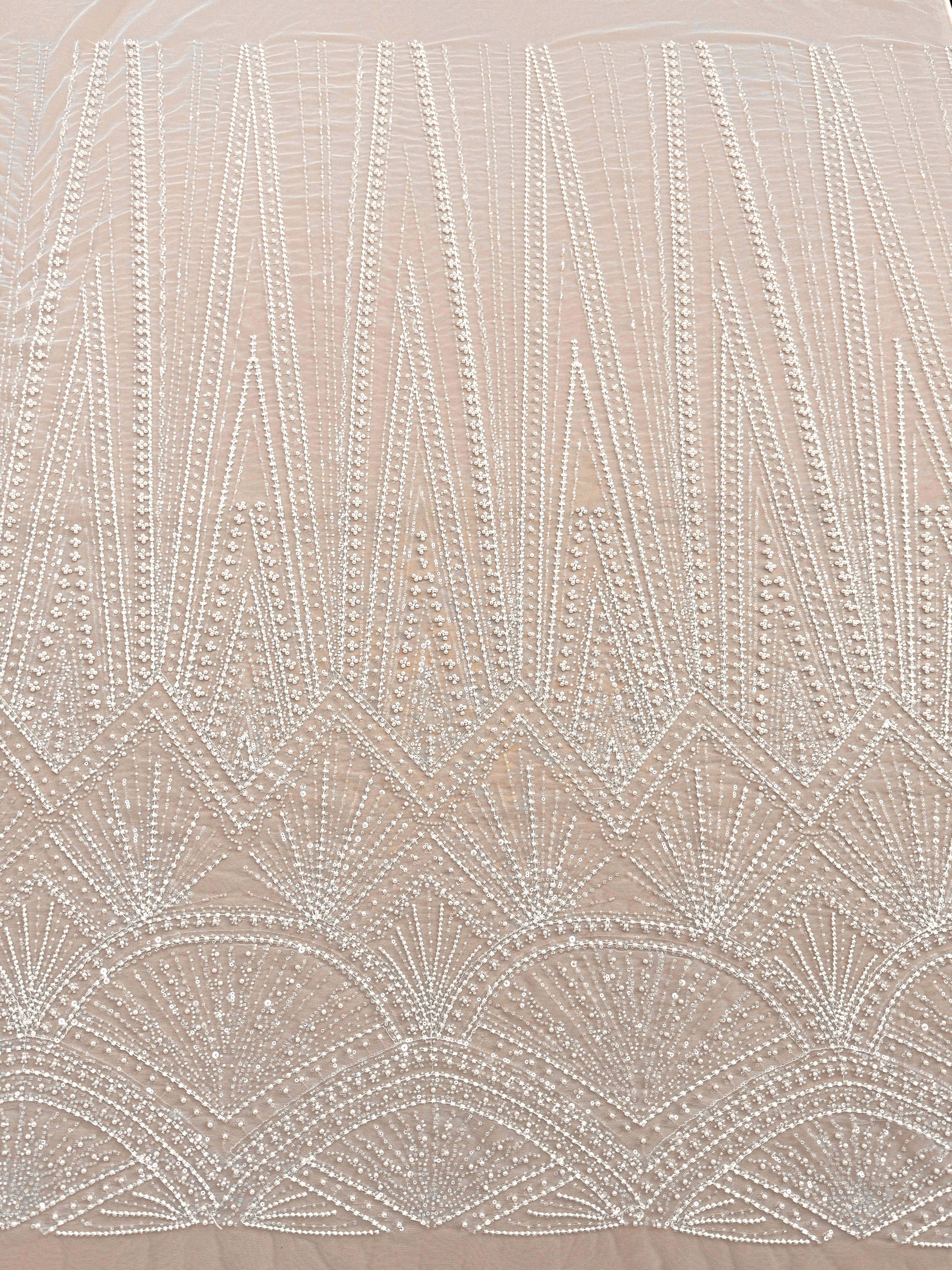 Dantela Ivory cu Model Geometric, cu Perle, Margele si Paiete