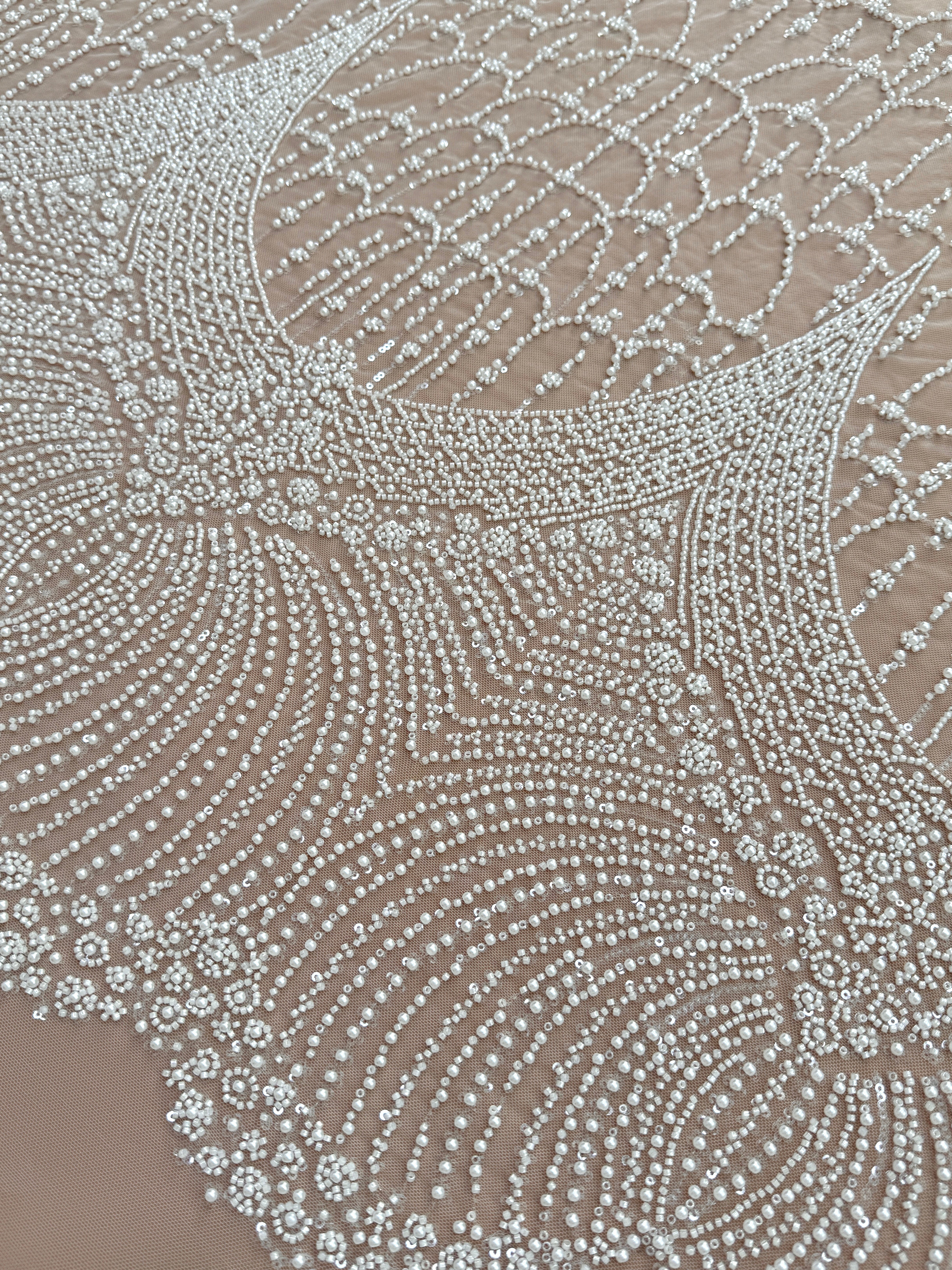 Dantela Ivory cu Model Geometric, cu Perle, Margele si Paiete