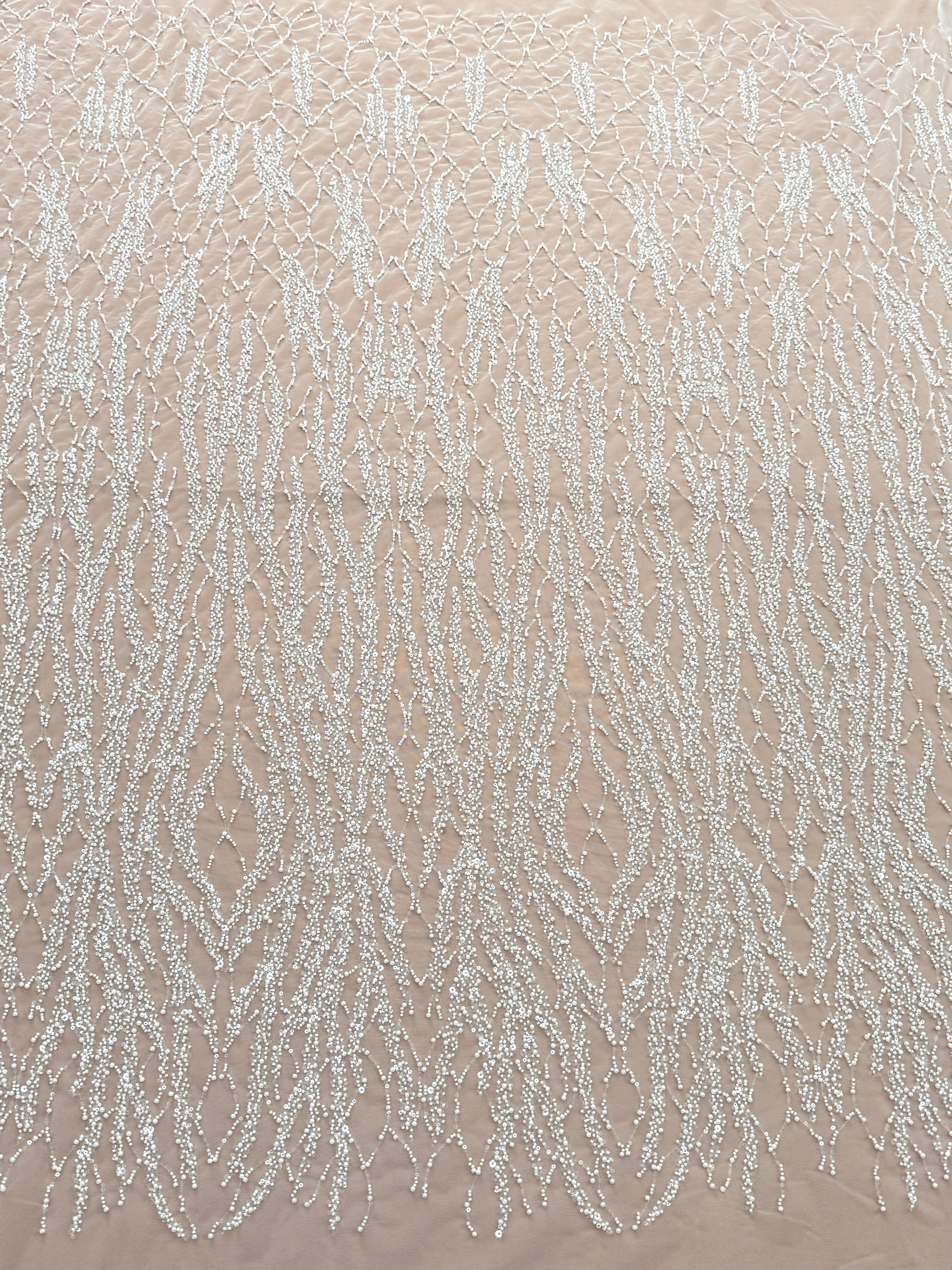 Dantela Couture Ivory cu Siraguri, cu Perle, Margele si Paiete