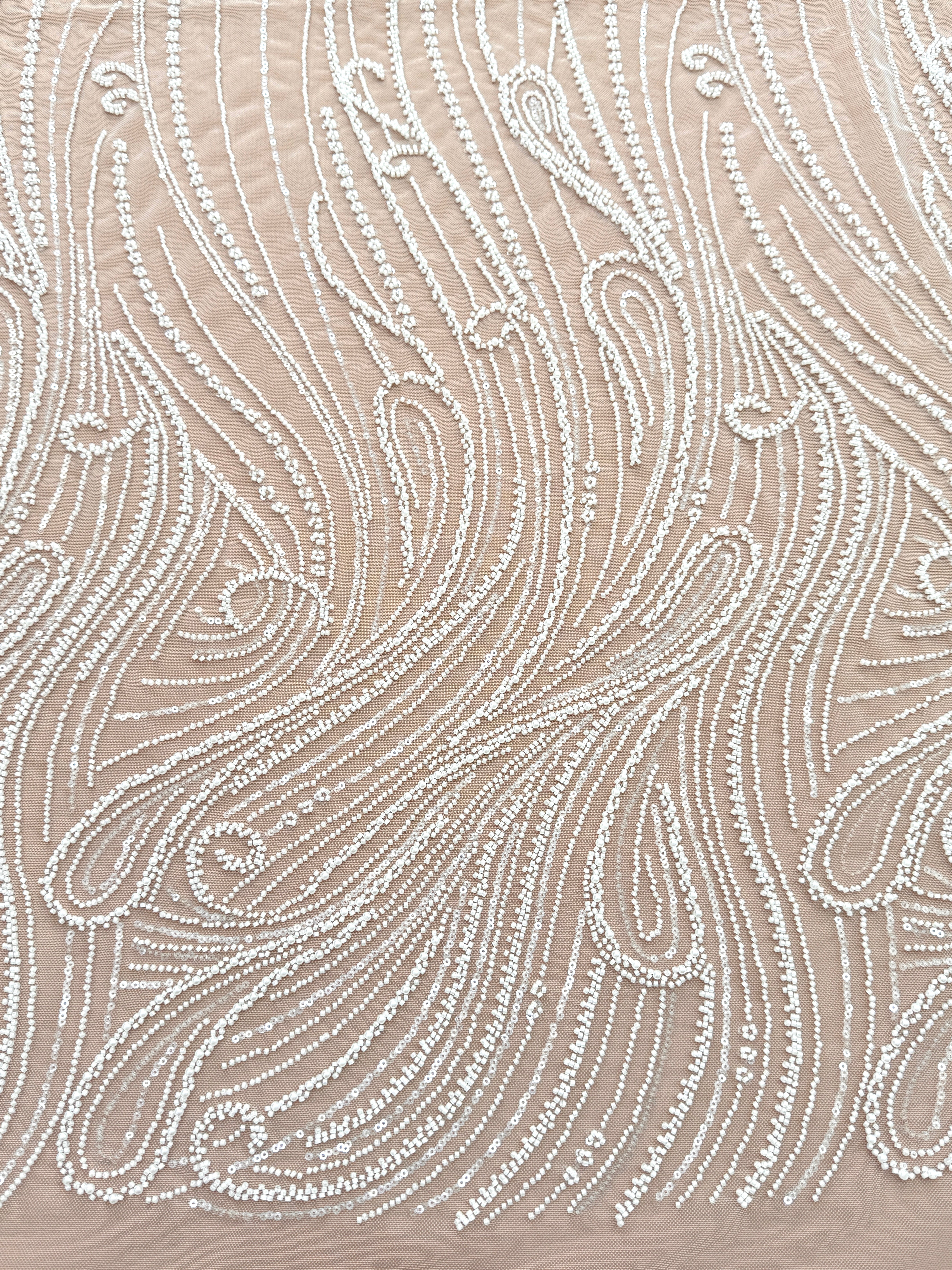 Dantela Ivory cu Model Geometric, cu Perle, Margele si Paiete
