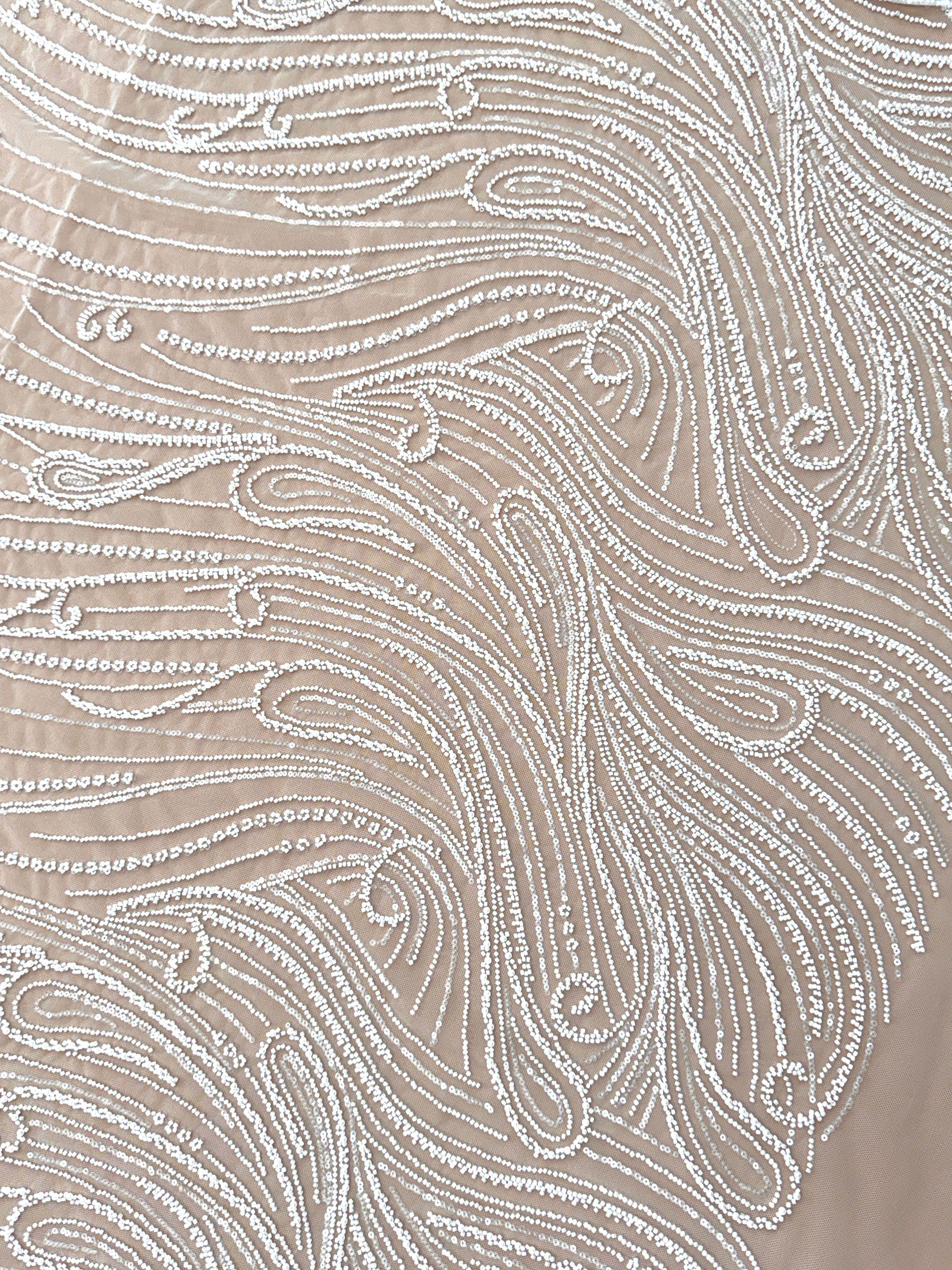 Dantela Ivory cu Model Geometric, cu Perle, Margele si Paiete
