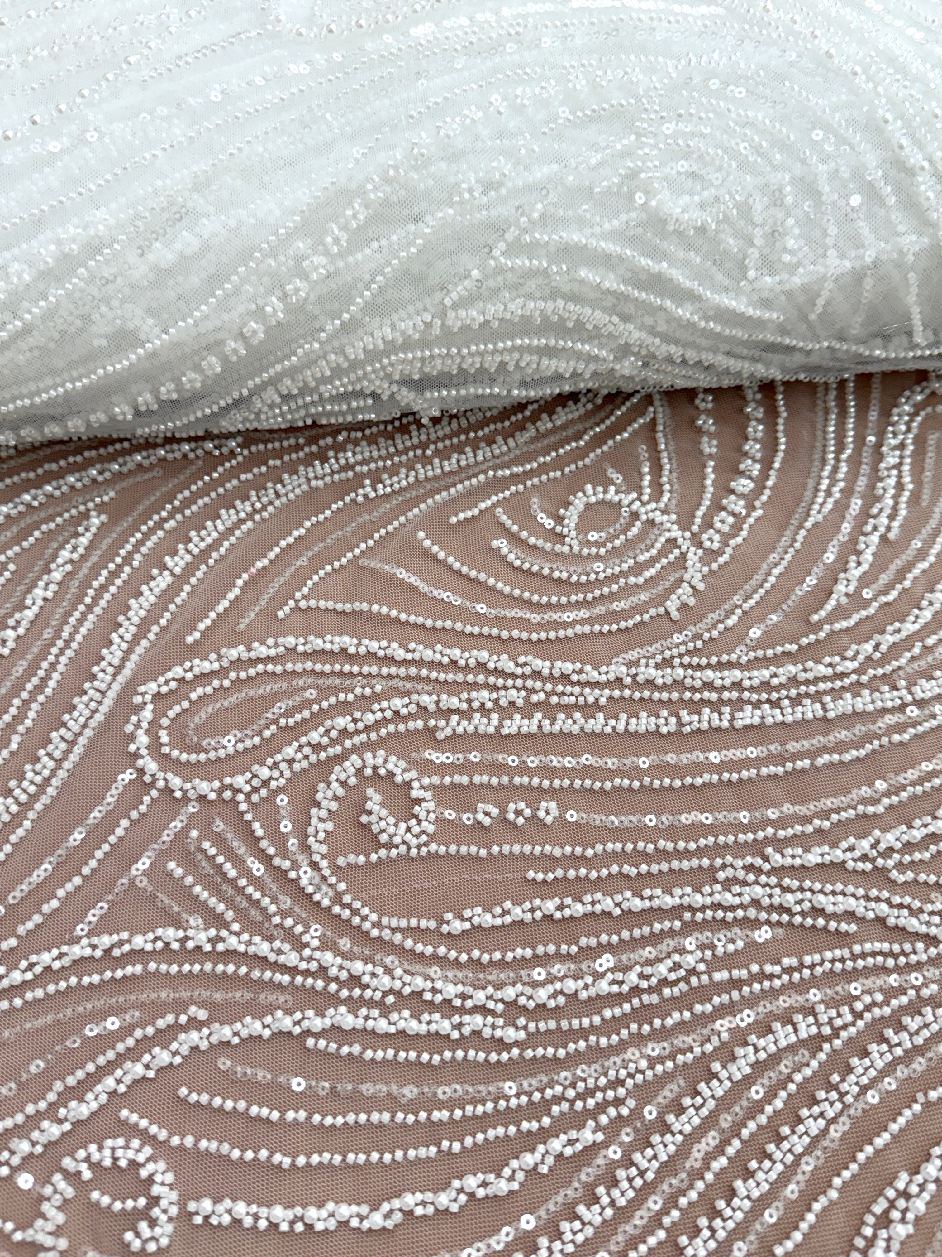 Dantela Ivory cu Model Geometric, cu Perle, Margele si Paiete