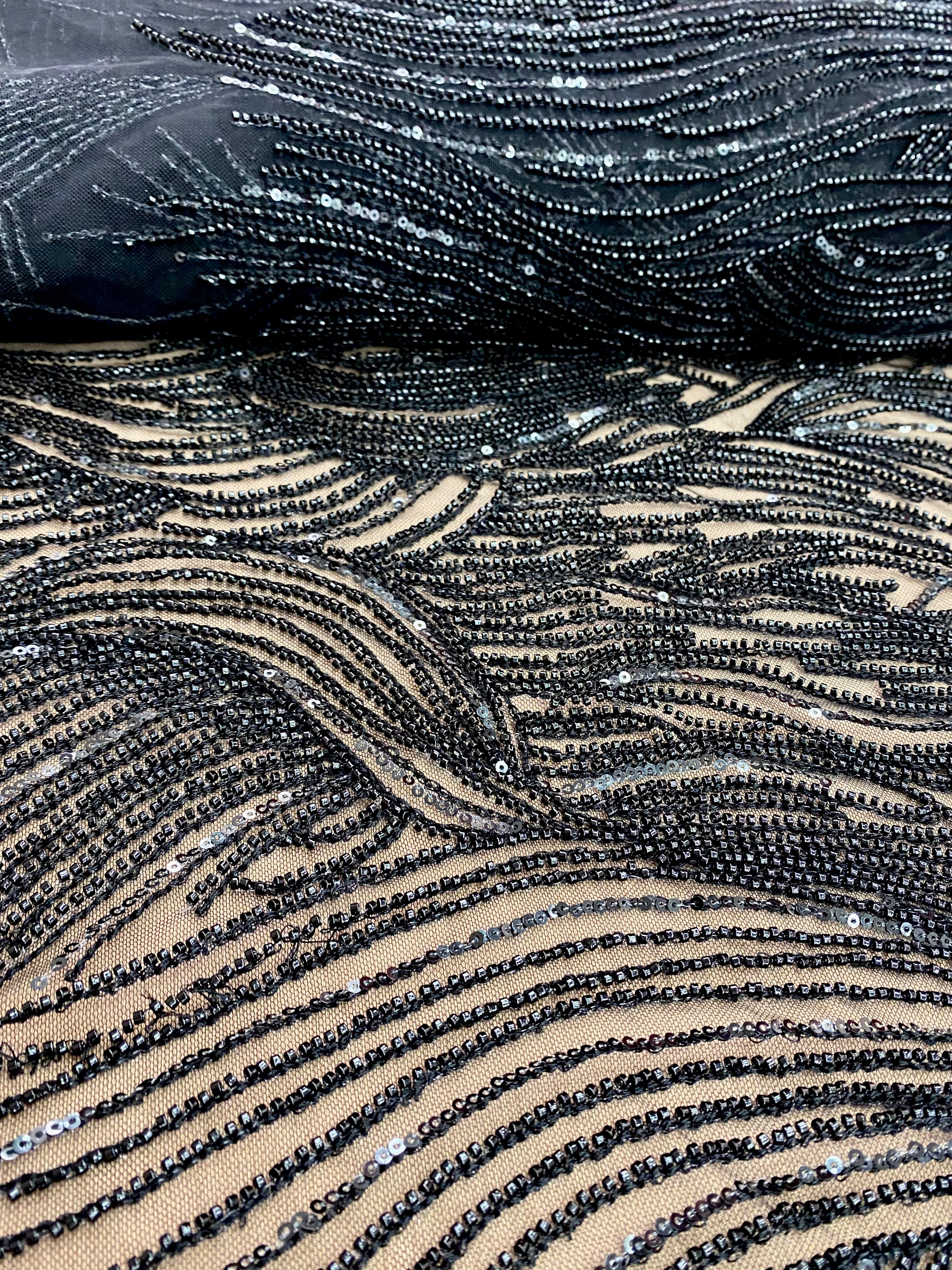 Dantela Couture Neagra cu Siraguri, cu Margele si Paiete
