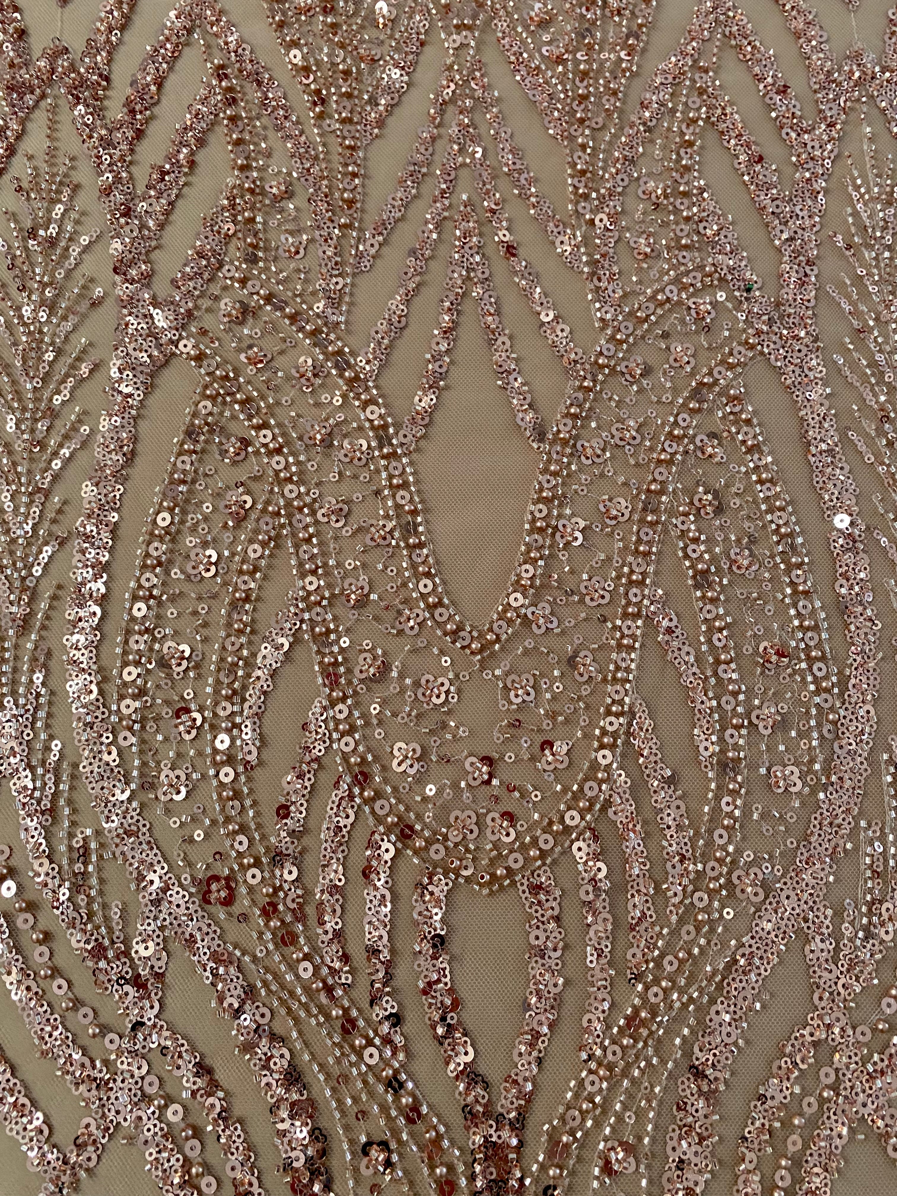 Cupon de 1,1 m din Dantela Couture Auriu Rose cu Model Simetric, cu Perle, Margele si Paiete