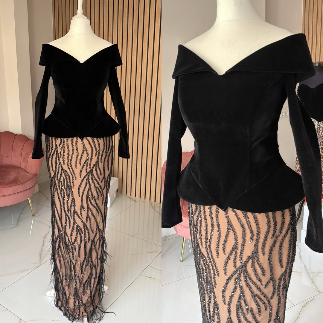 Csipke Couture ezüst tüll fekete alapon, gyöngy- és flitterfüzérekkel