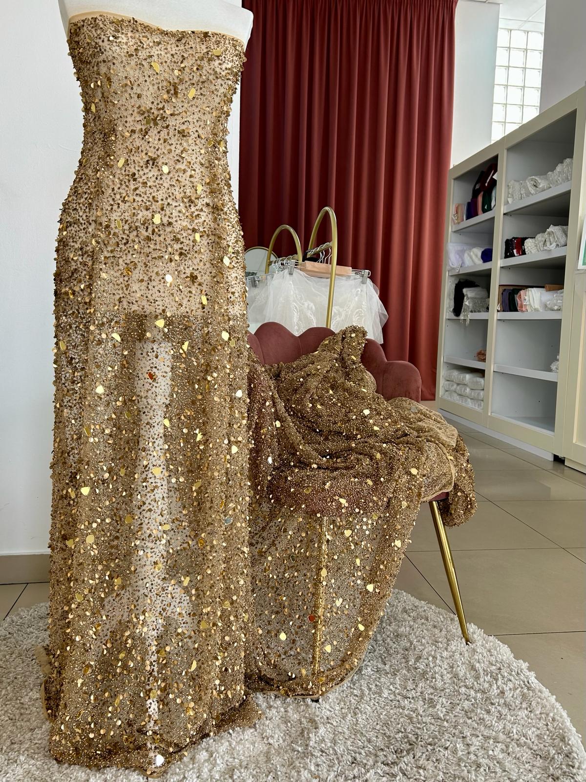 Dantela Auriu Antic Haute Couture, cu Oglinzi