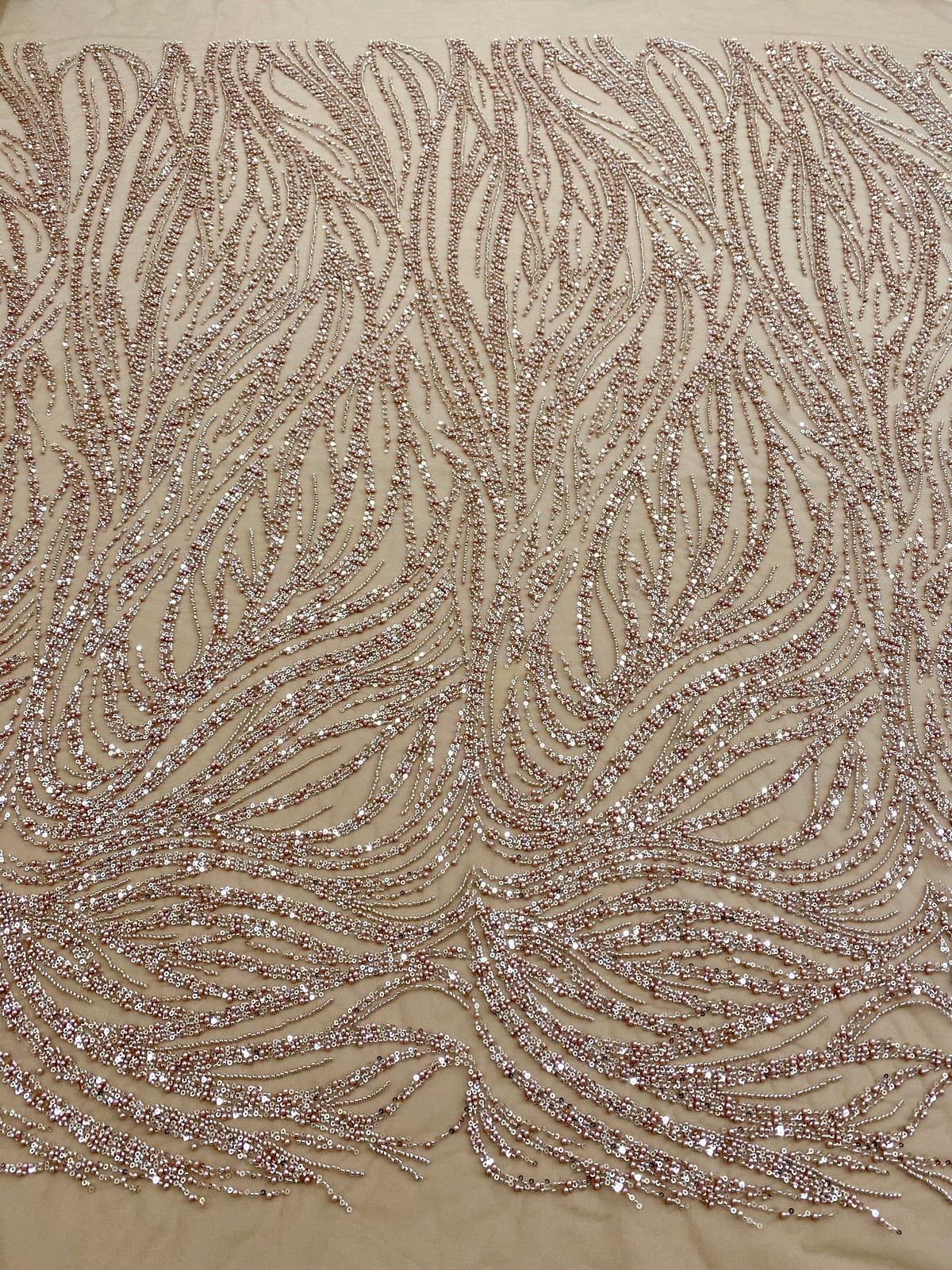 Dantela Couture Auriu Rose cu Model Liniar, cu Margele si Paiete