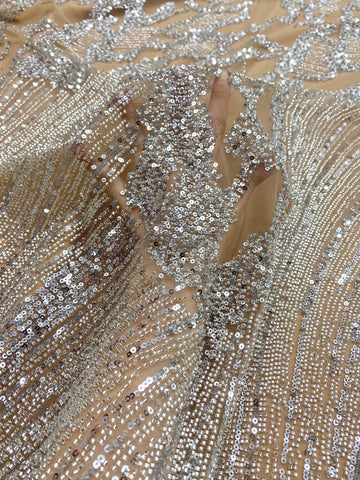 Dantela Couture Argintie pe Tulle Nude cu Model Geometric, cu Margele si Paiete