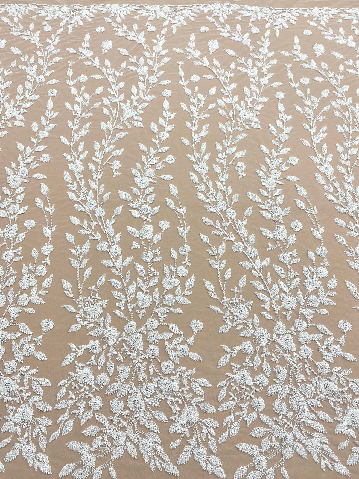 Dantela Couture Ivory cu Model Floral, Perle, Margele si Paiete