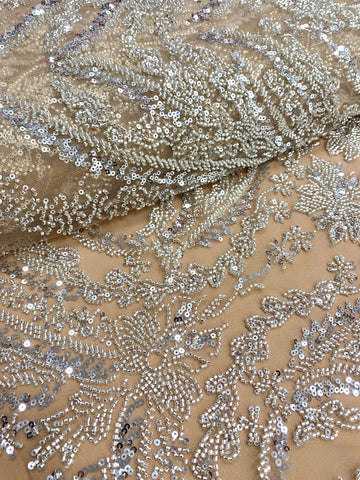 Dantela Couture Argintie pe Tulle Nude, cu Model Floral, cu Margele si Paiete