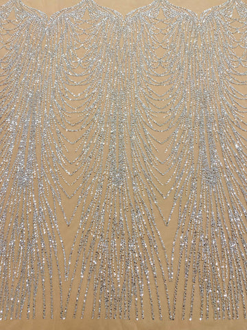 Dantela Couture Argintie pe Tulle Nude cu Model Liniar, cu Margele si Paiete