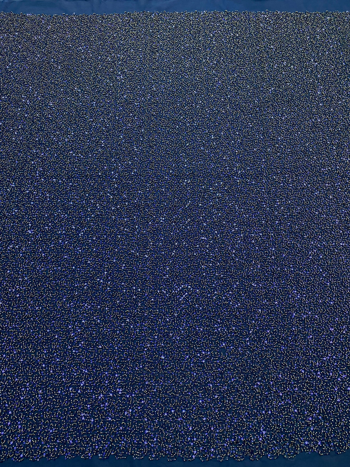 Dantela Couture Bleumarin cu Model General, cu Margele si Paiete