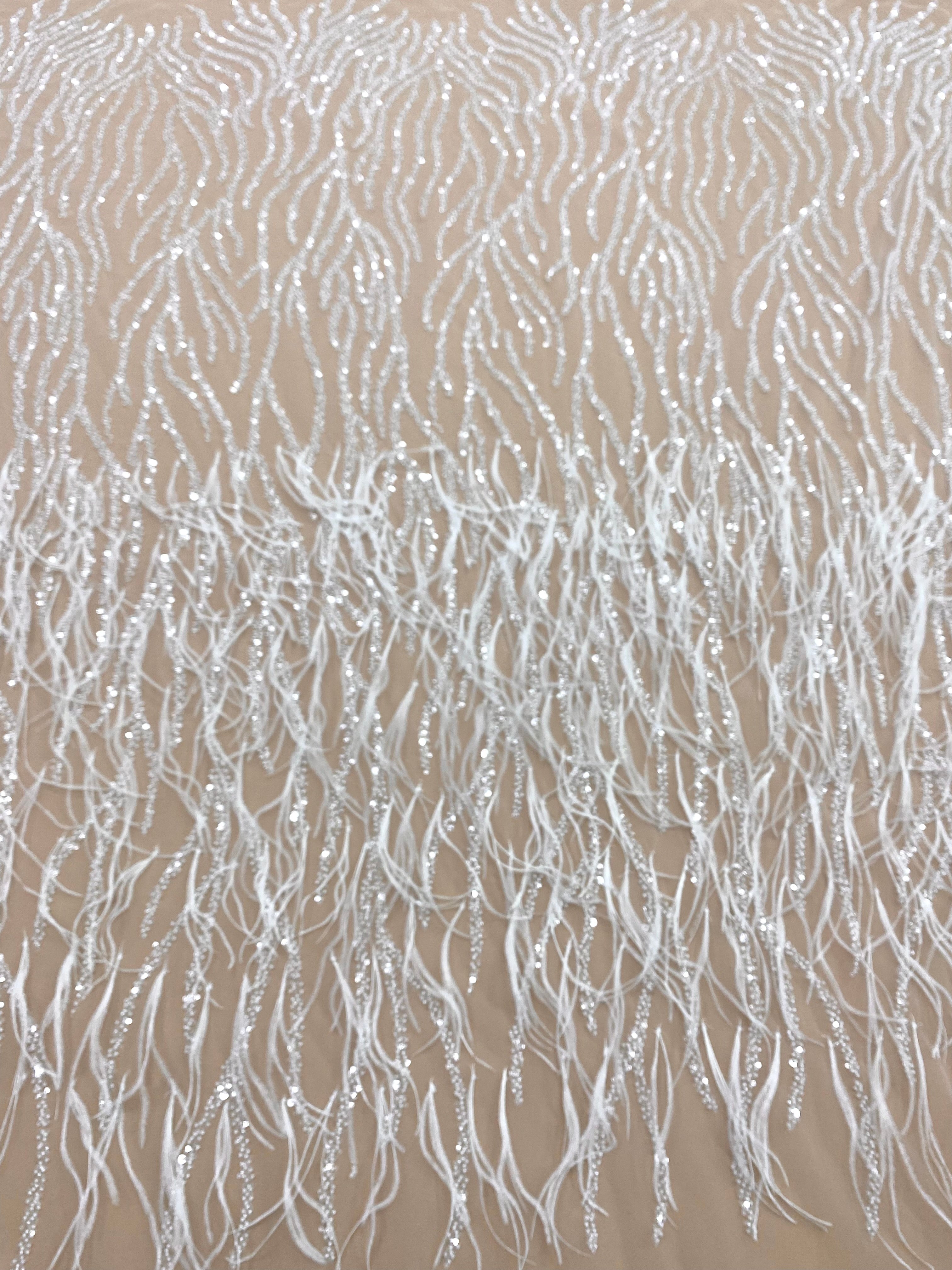 Dantela Couture Ivory cu Pene de Strut, cu Siraguri, cu Margele si Paiete