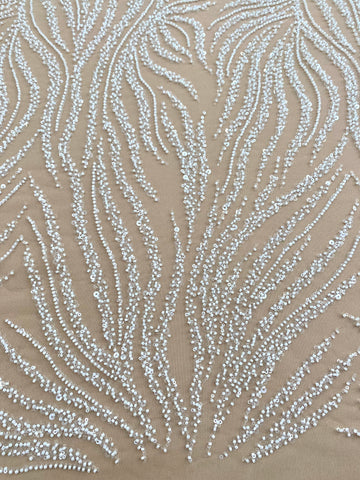 Dantela Couture Ivory cu Tulle Nude cu Siraguri, cu Margele si Paiete