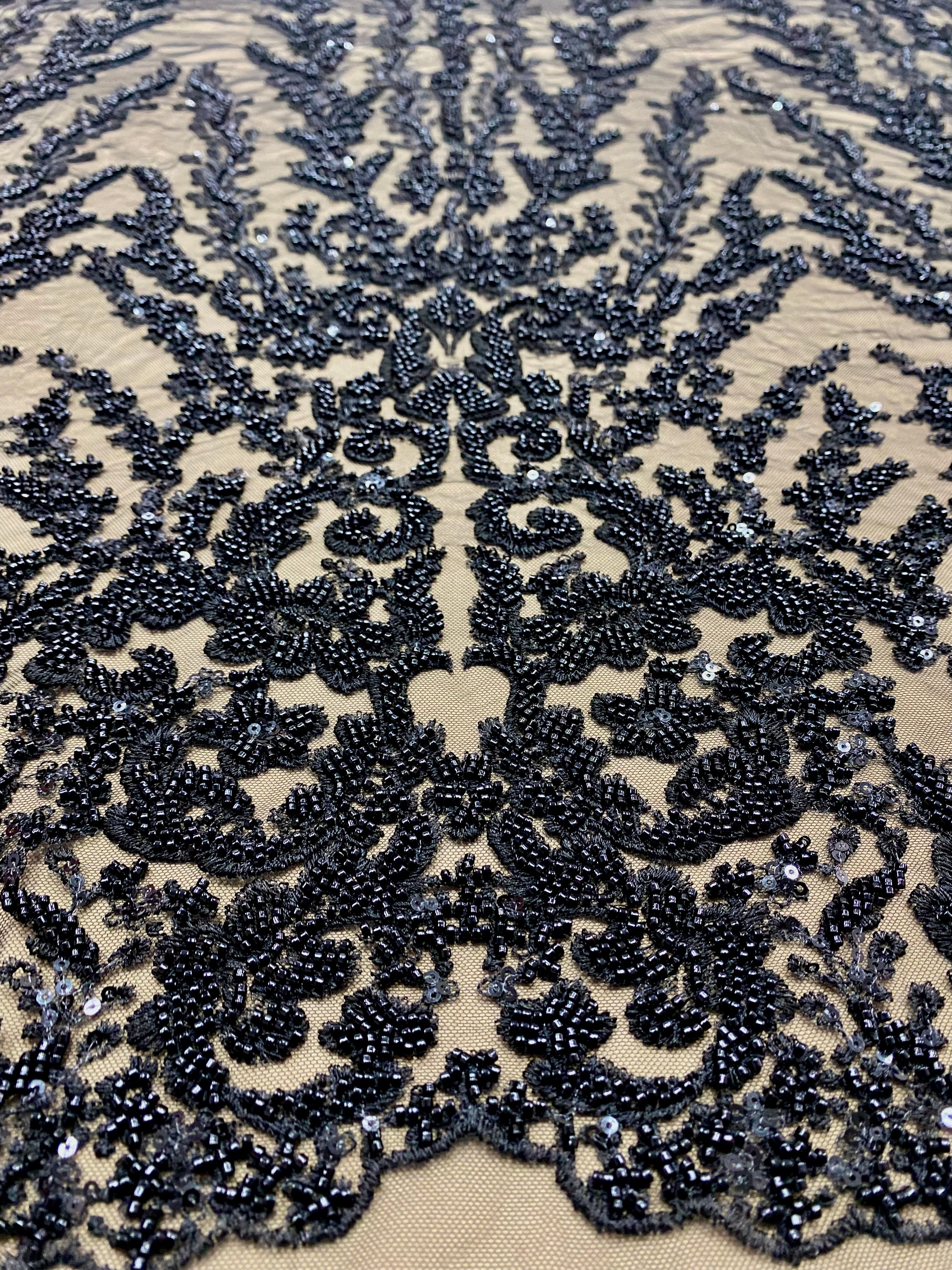 Dantela Couture Neagra cu Model Geometric, cu Margele si Paiete