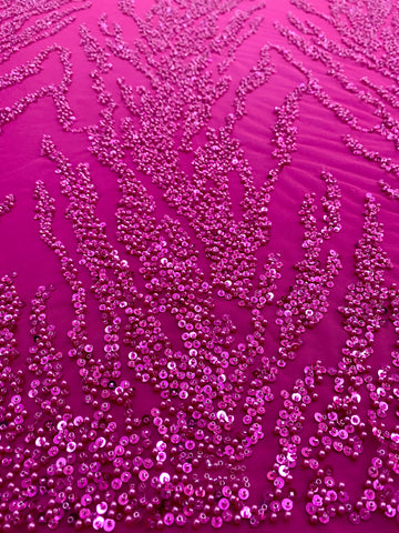Dantela Couture Fucsia cu Perle, Margele si Paiete