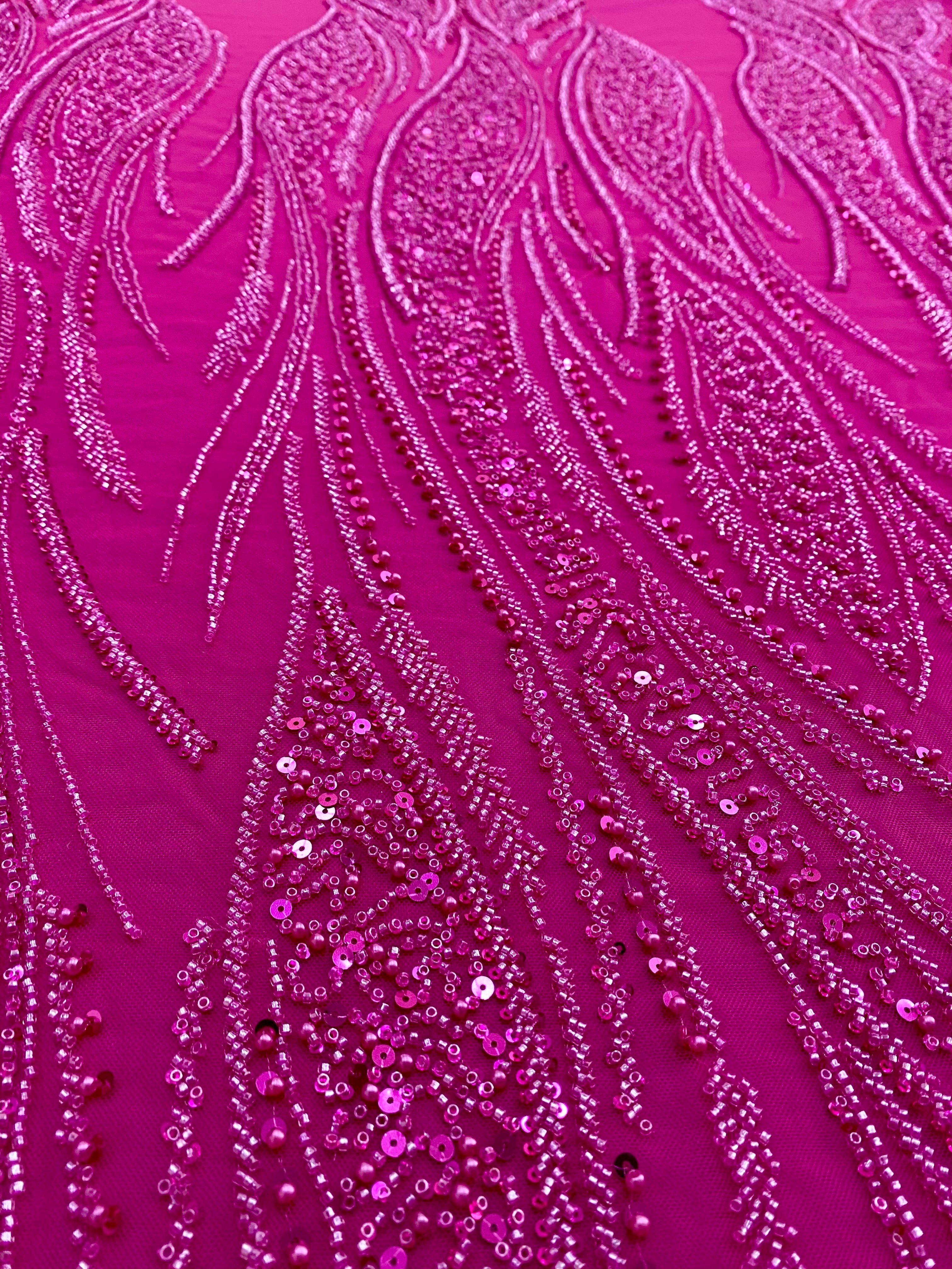 Dantela Couture Fucsia cu Panou, cu Perle, Margele si Paiete