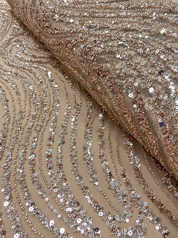 Dantela Couture Arany Rose lineáris mintával, gyöngyökkel és flitterekkel