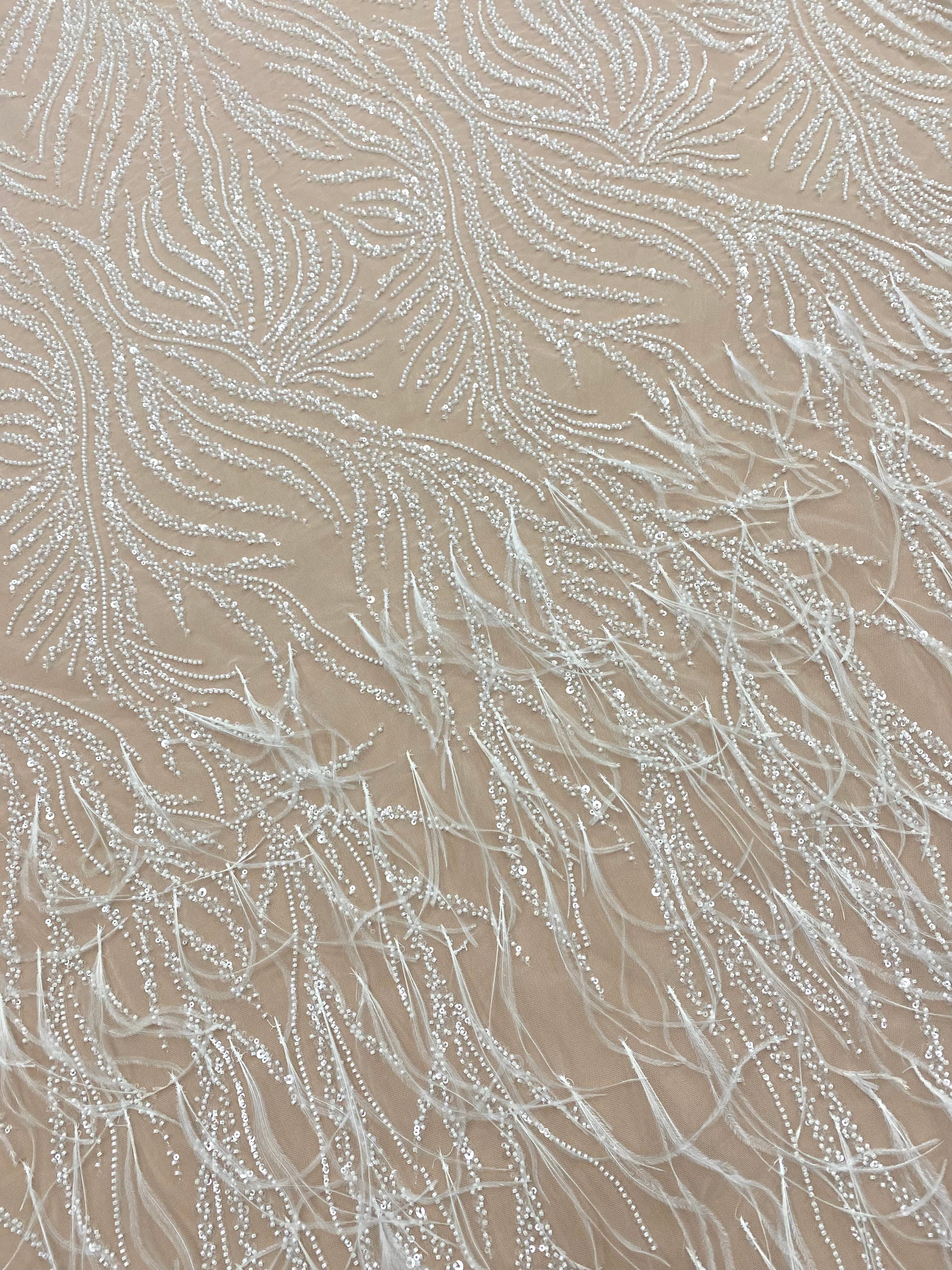 Dantela Couture Ivory cu Pene de Strut, cu Siraguri, cu Margele si Paiete