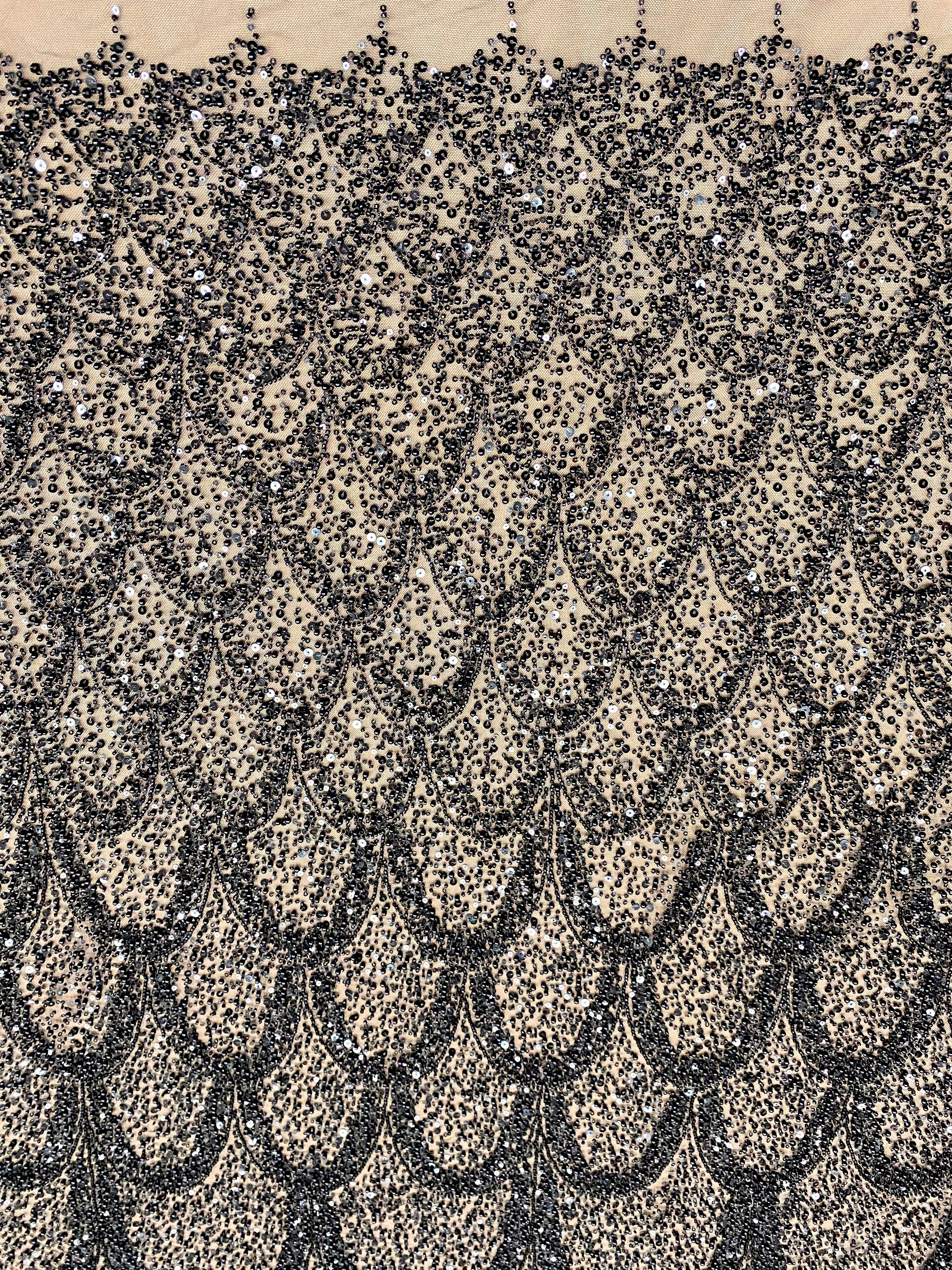 Dantela Couture Neagra cu Model Geometric, cu Perle, Margele si Paiete