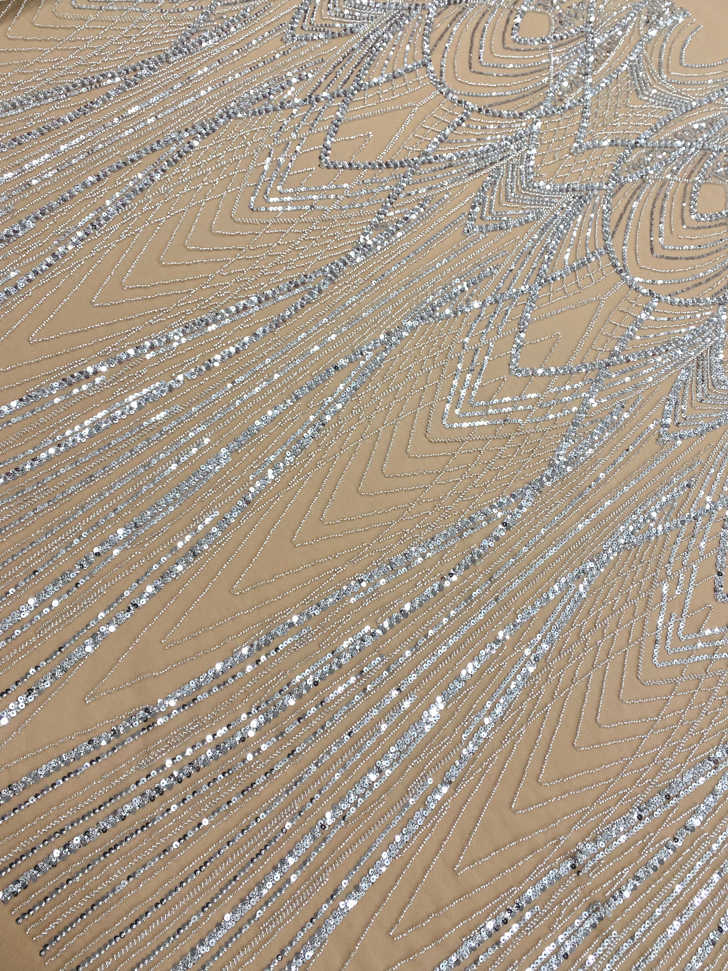 Dantela Couture Argintie pe Tulle Nude cu Panou, cu Margele si Paiete