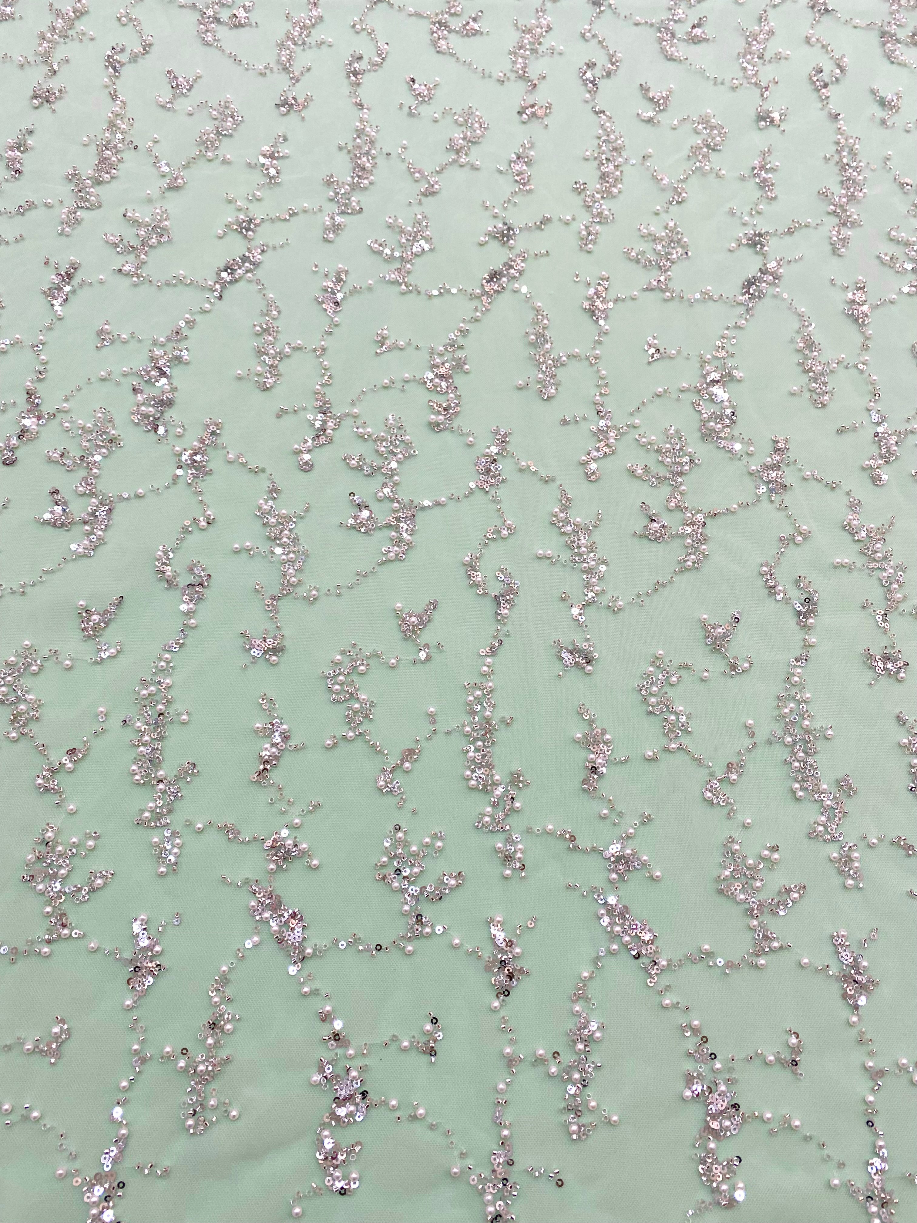 Dantela Couture Argintie pe Tulle Verde Menta cu Perle, Margele si Paiete