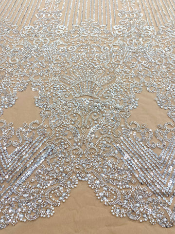 Dantela Couture Argintie pe Tulle Nude cu Model Geometric, cu Perle, Margele si Paiete