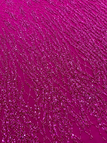 Dantela Couture Fucsia cu Siraguri cu Perle, Margele si Paiete