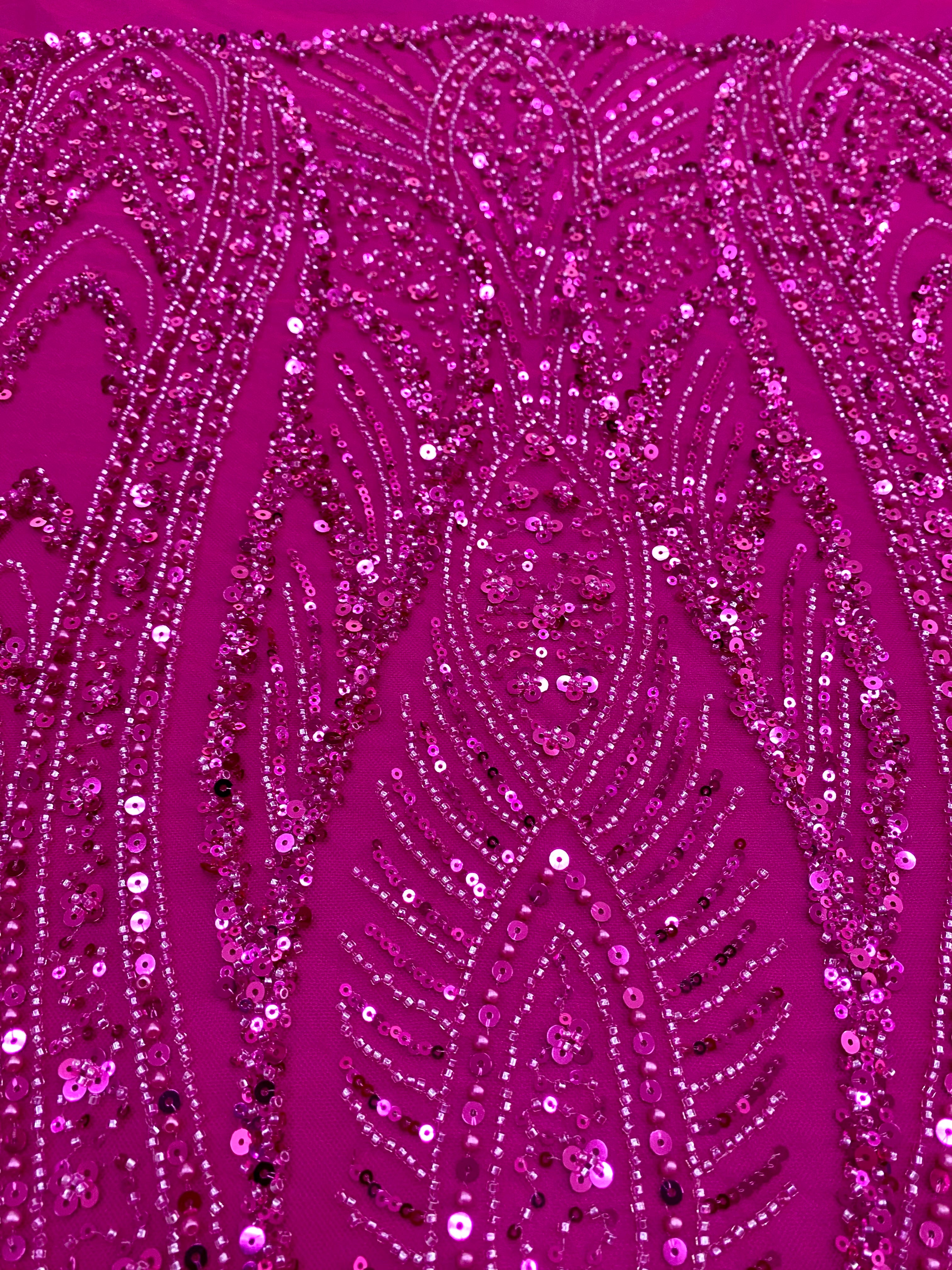 Dantela Couture Fucsia cu Model Geometric, cu Perle, Margele si Paiete